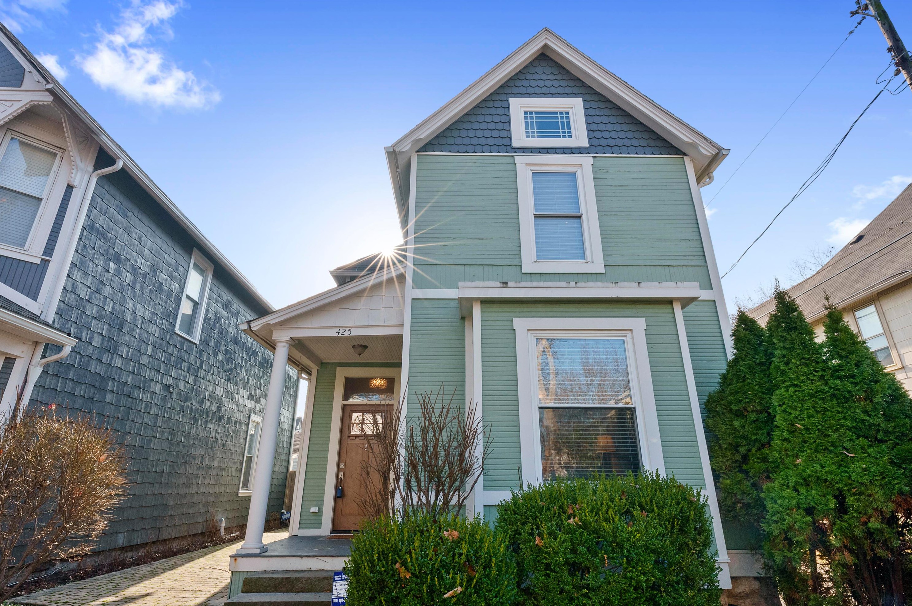 425 2nd Ave, Columbus, OH 43201-3653