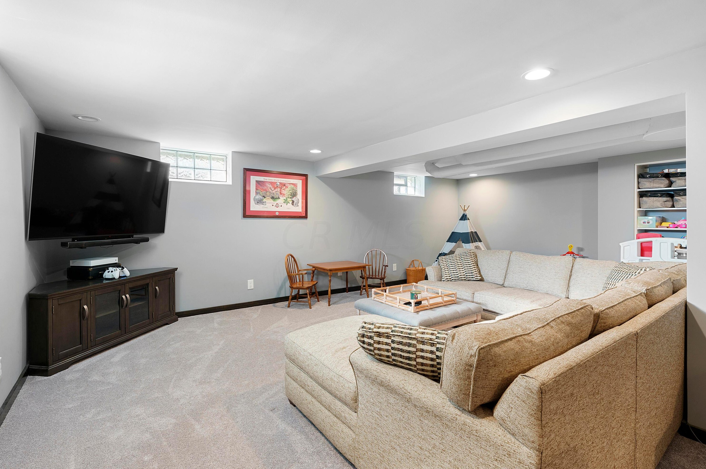 2673 Woodstock Rd, Columbus OH  43221-1719 exterior