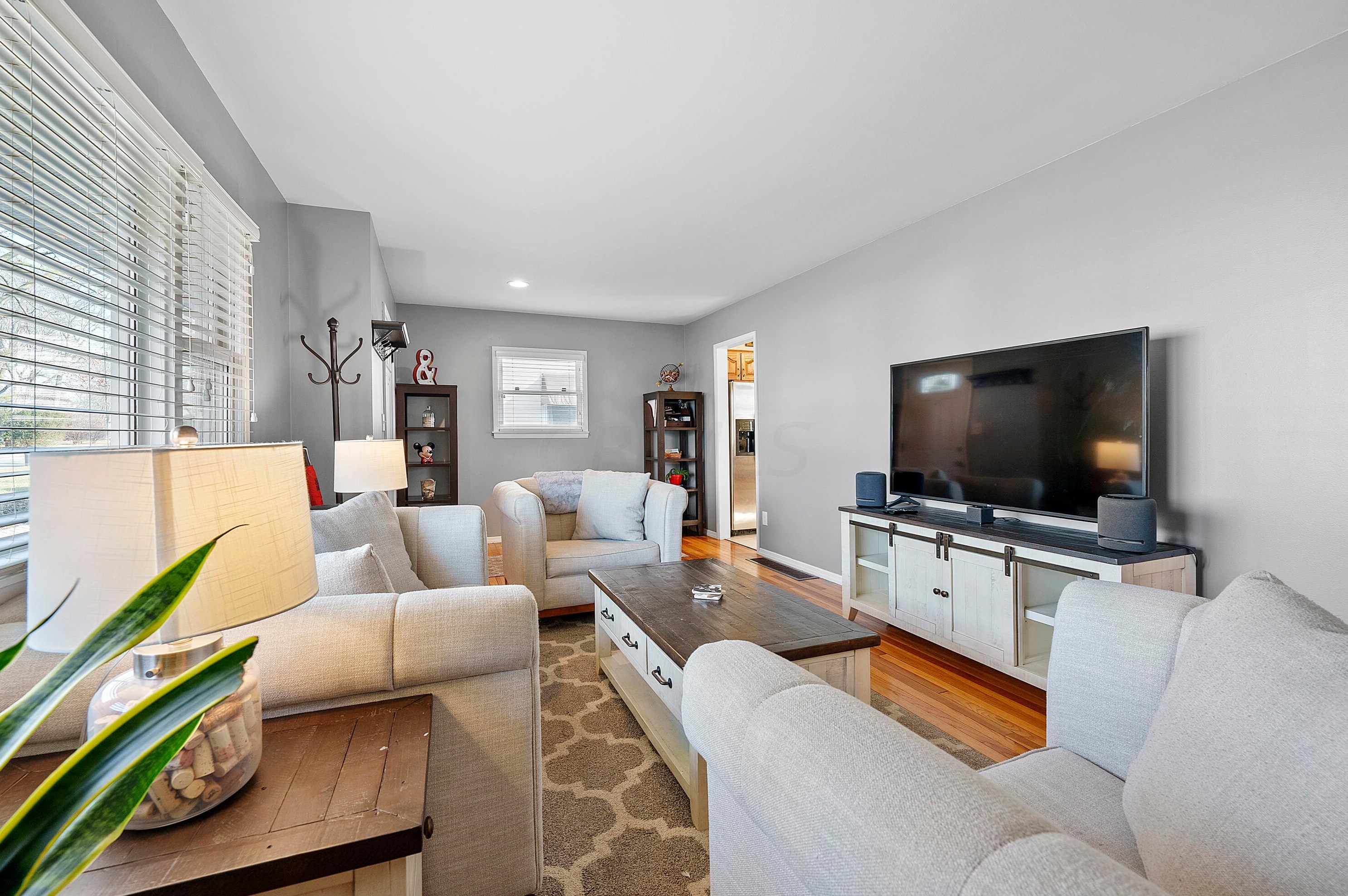 2673 Woodstock Rd, Columbus OH  43221-1719 exterior