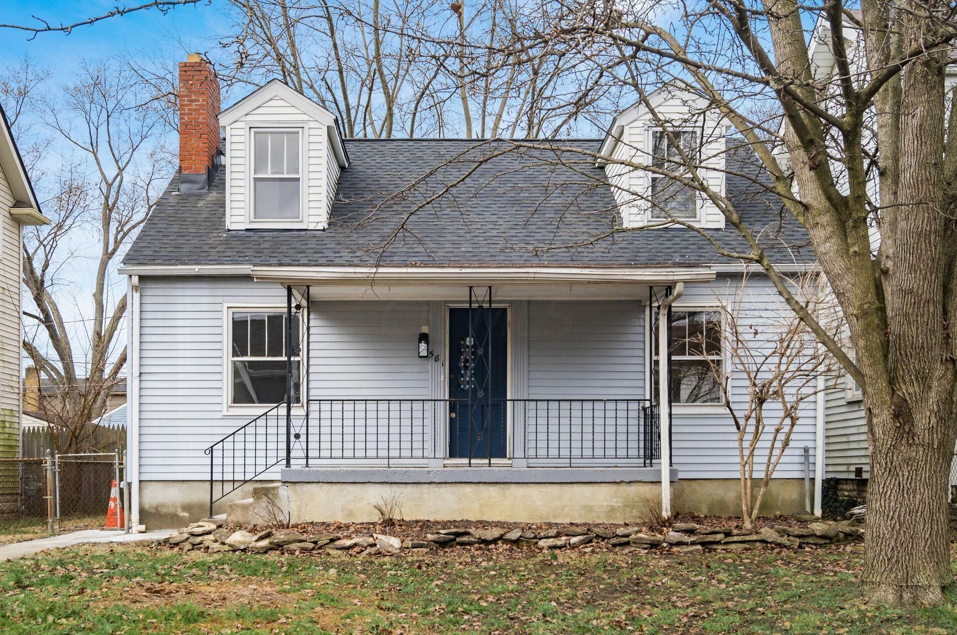 581 Roys Ave, Columbus, OH 43204-2400