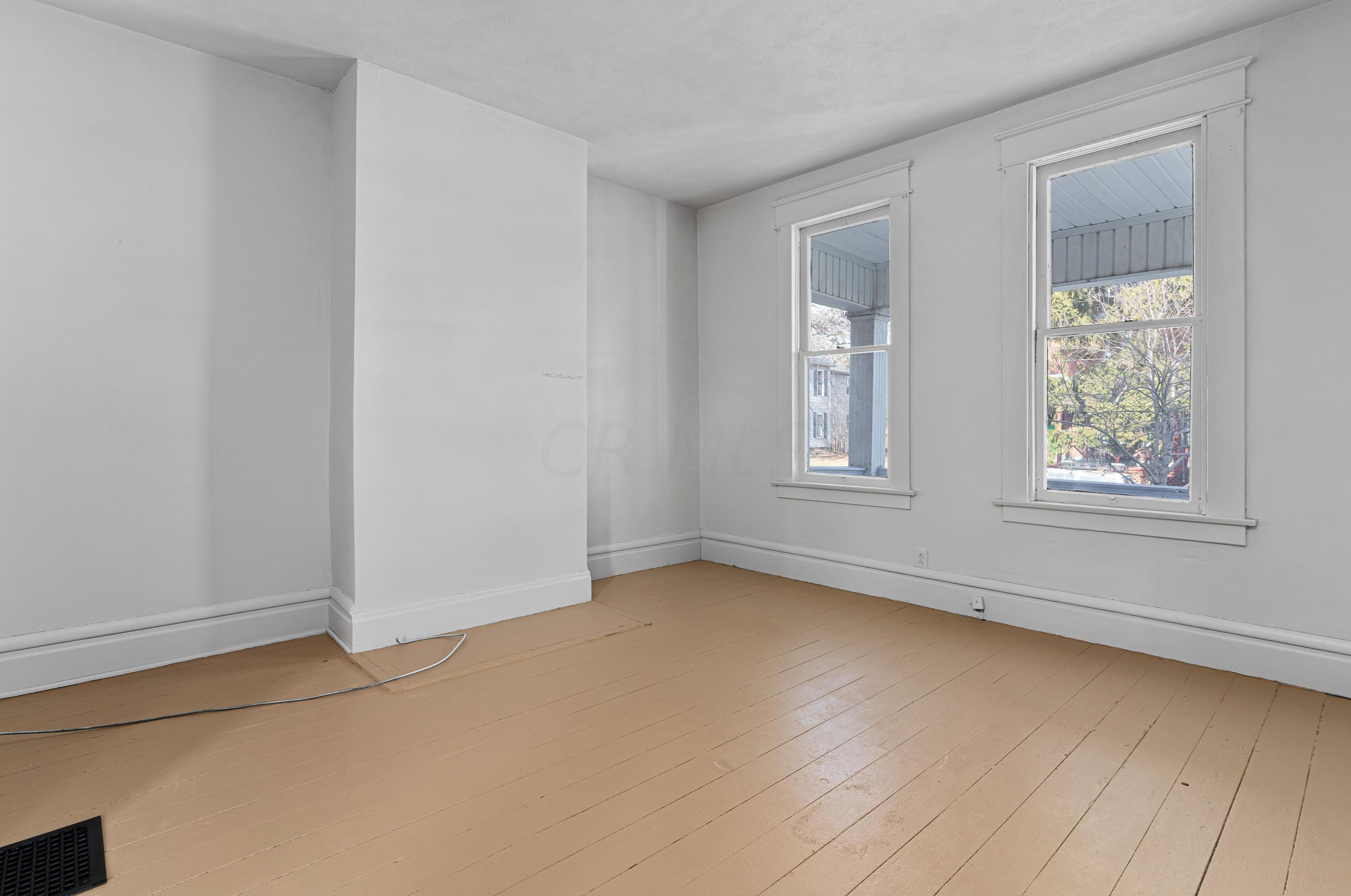 1521 Franklin Ave, Columbus OH  43205-2105 exterior