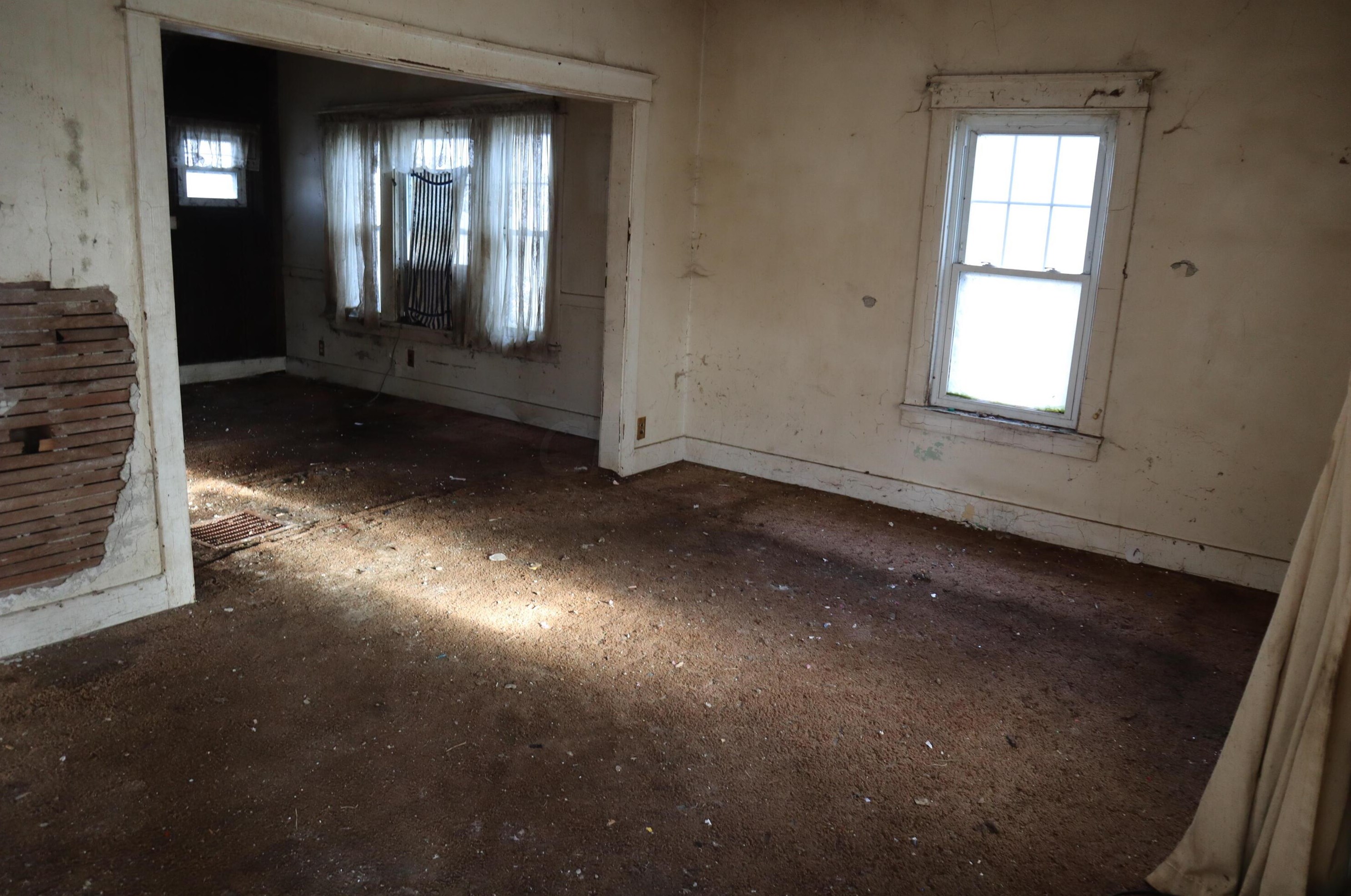 110 Circle Ave, Washington Ch, OH 43160-2224