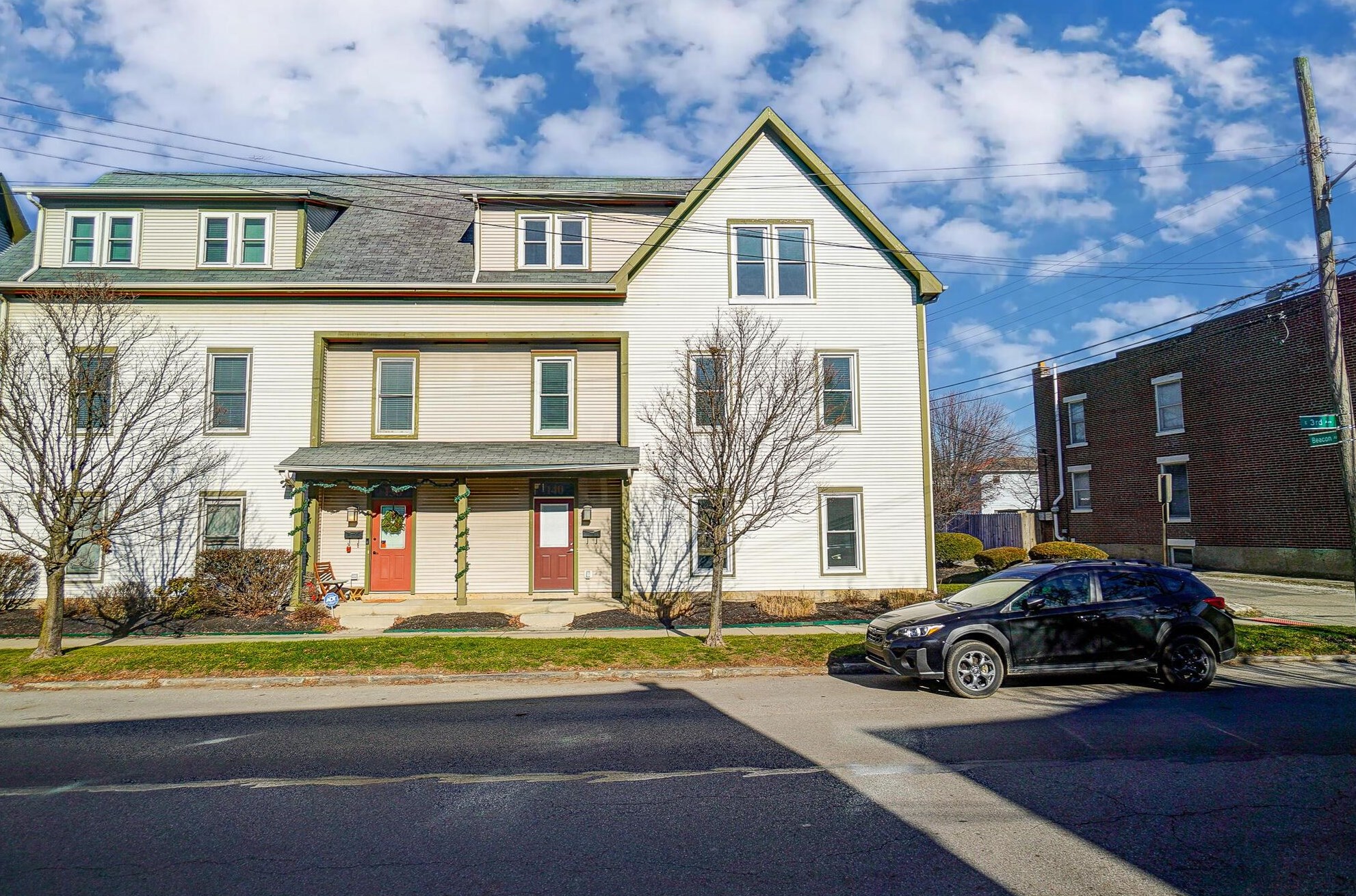 140 3rd Ave, Columbus, OH 43201-3571