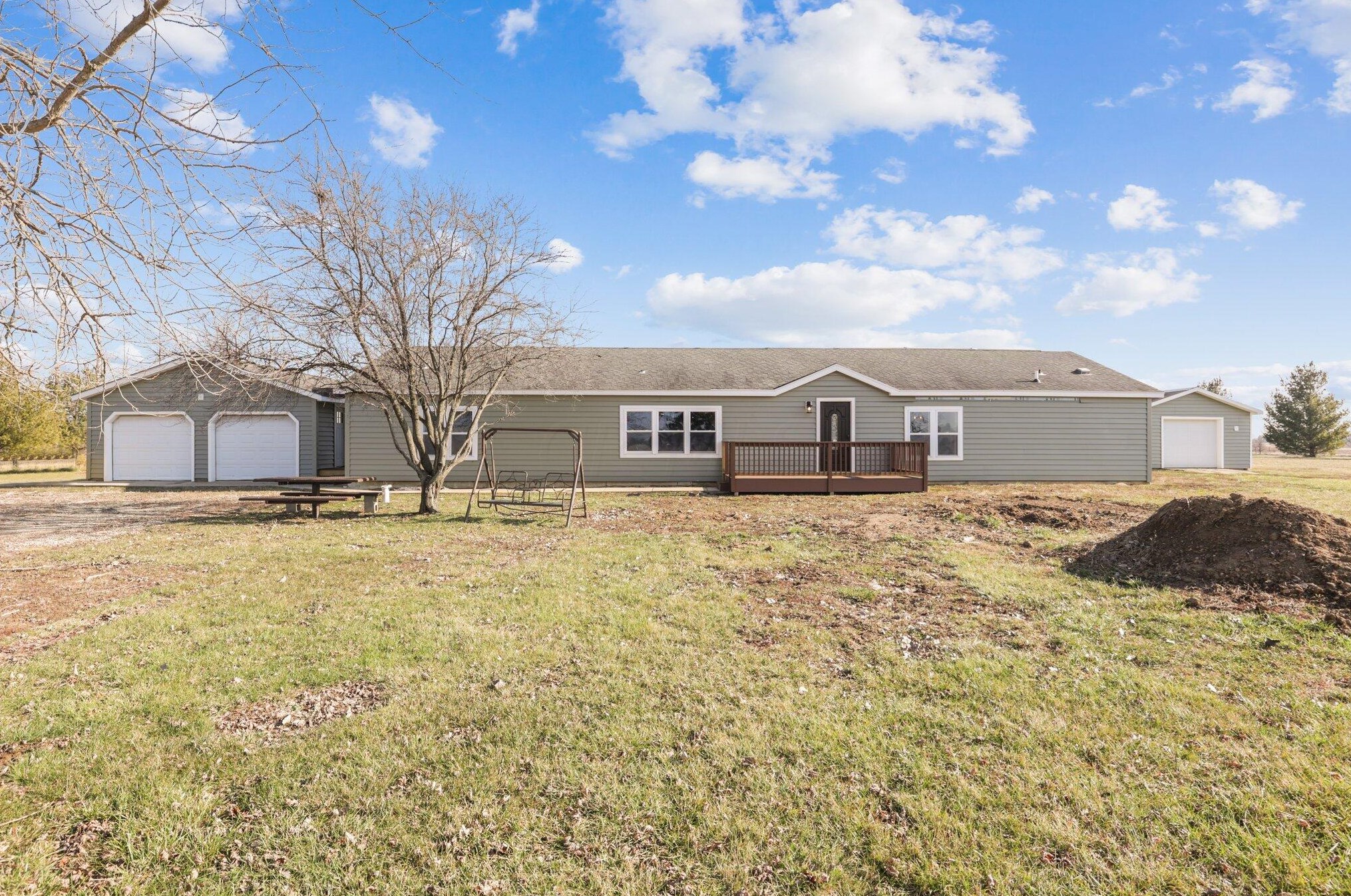 10530 Baldwin Rd, Mount Sterling, OH 43143-9673