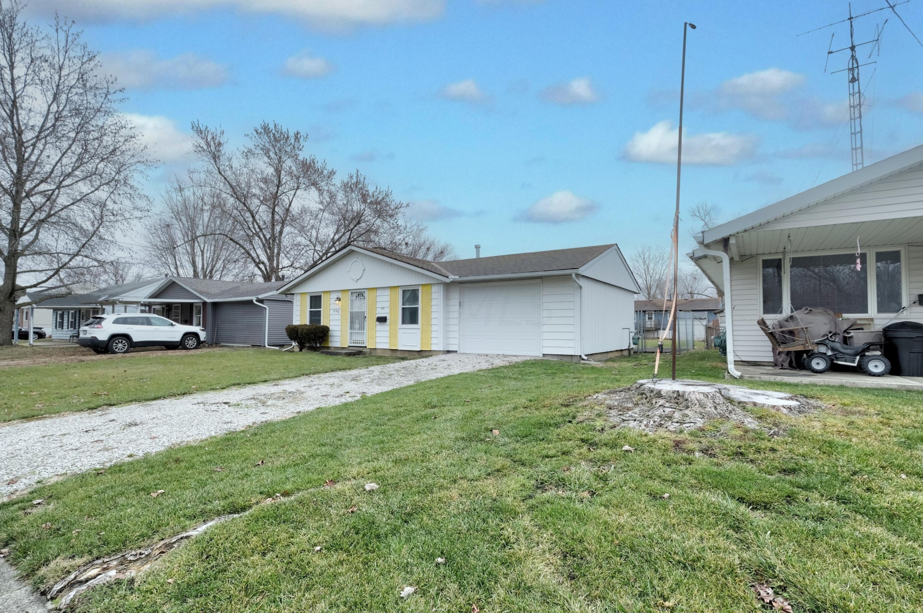 590 Rochelle Dr, Marion, OH 43302