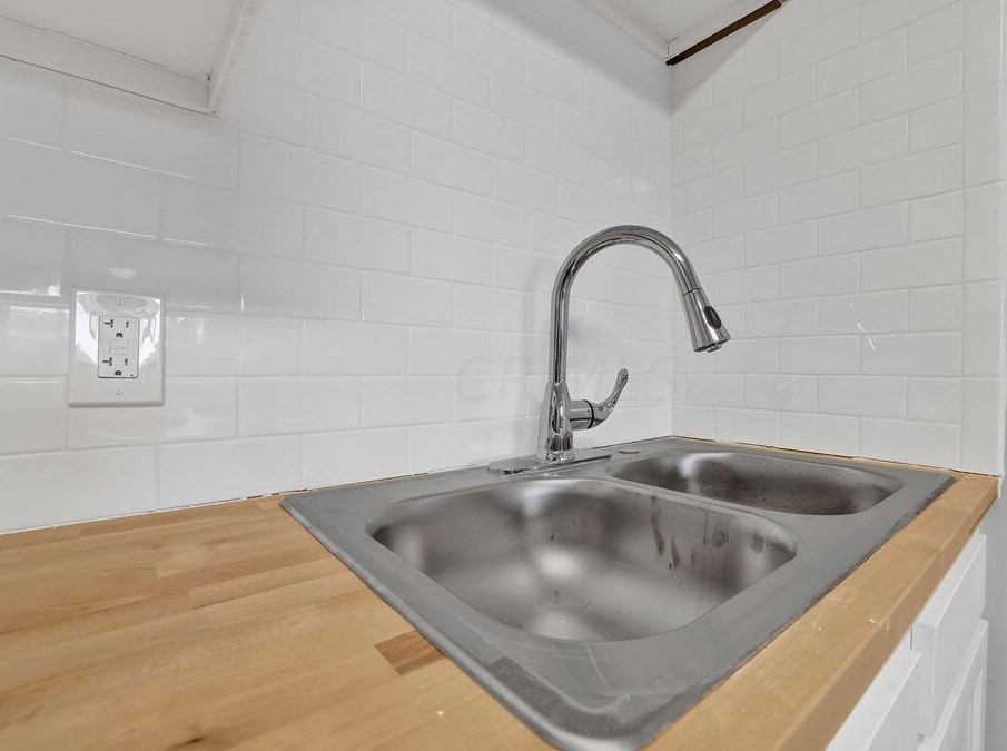 1580 Mound St, Columbus OH 43223-1978 exterior