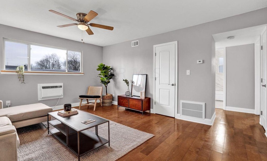 1580 Mound St, Columbus OH 43223-1978 exterior