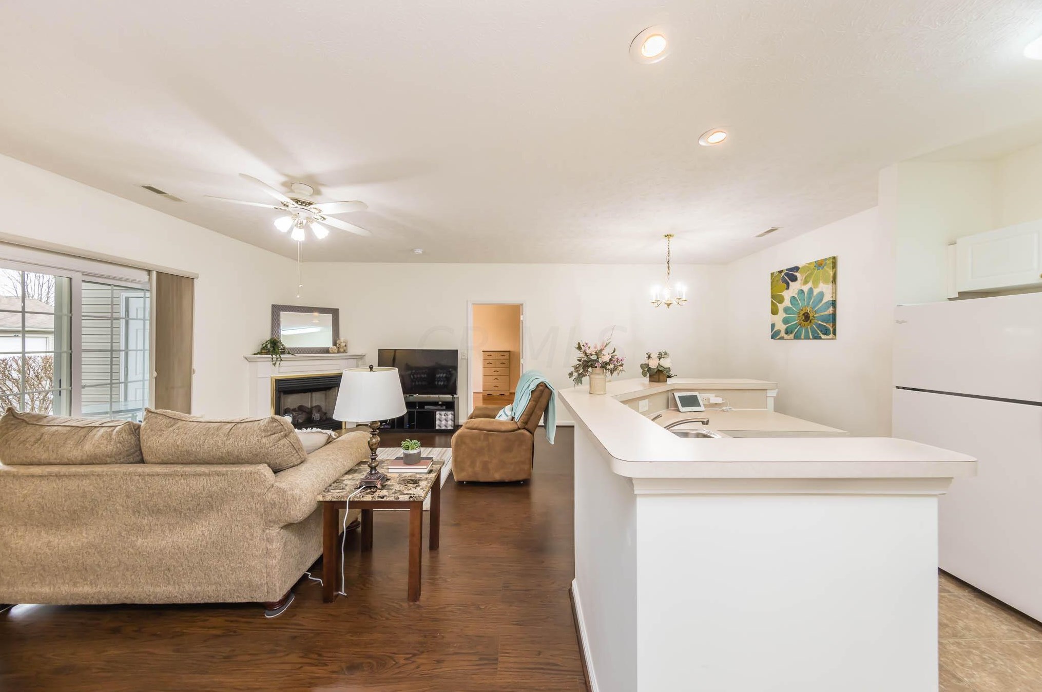 1929 Fortstone Ln, Columbus, OH 43228-3876