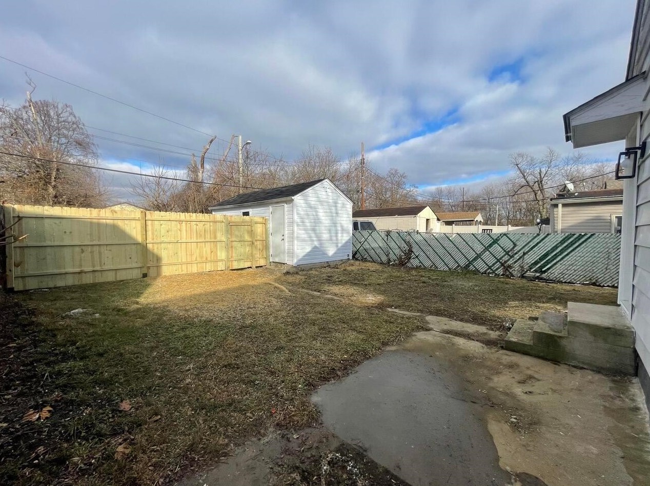 1442 20th Ave, Columbus OH  43211-2512 exterior