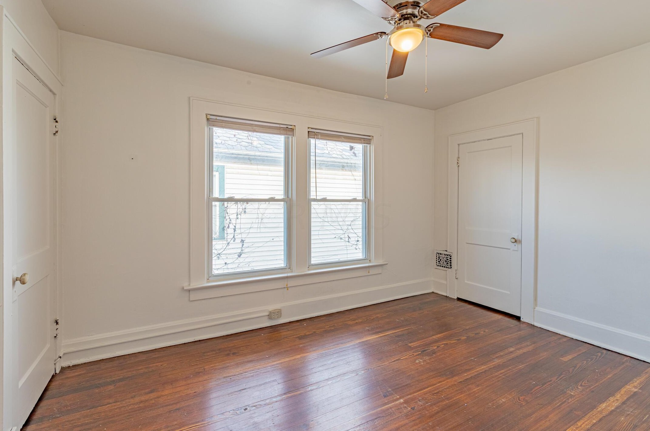 2461 Findley Ave, Columbus OH 43202-2919 exterior