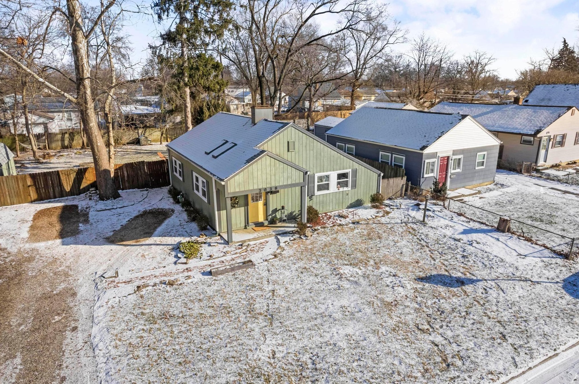 3038 Pontiac St, Columbus, OH 43224