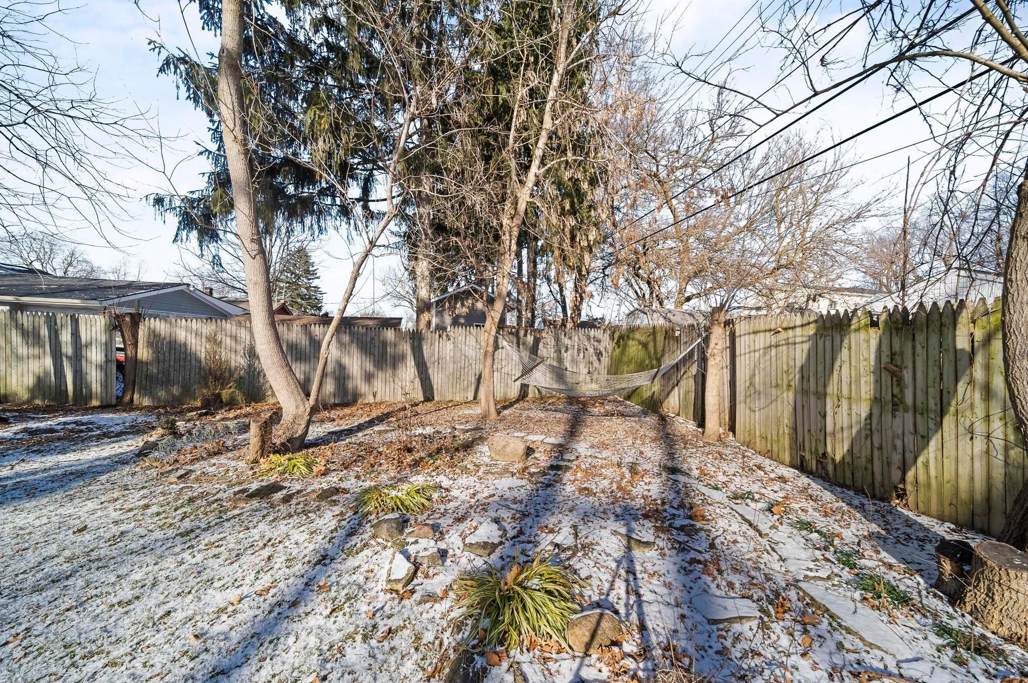 3038 Pontiac St, Columbus OH  43224-4039 exterior