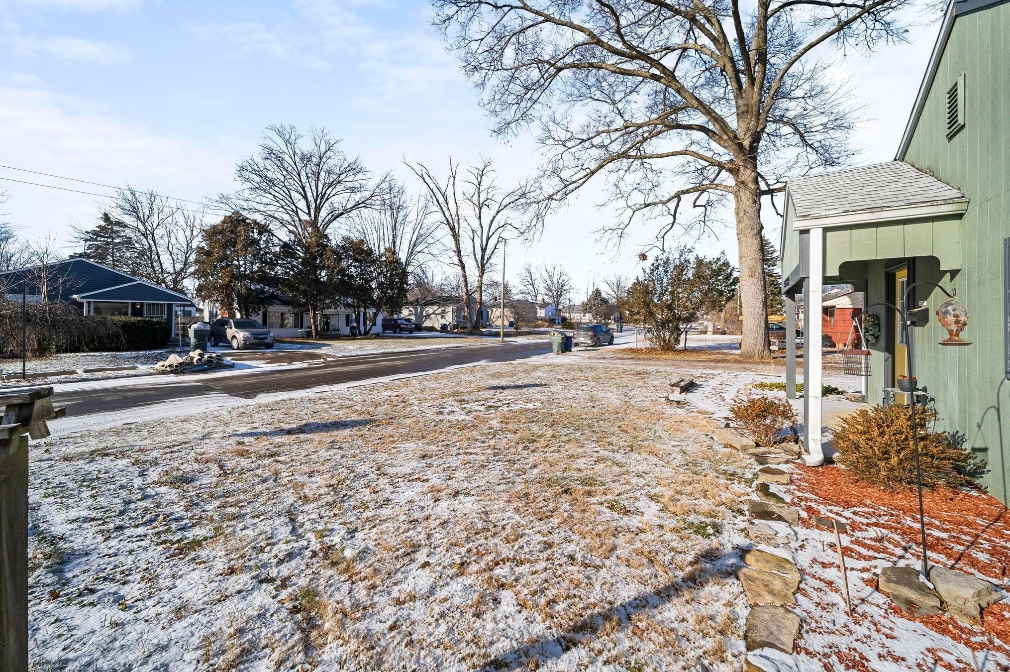 3038 Pontiac St, Columbus OH  43224-4039 exterior