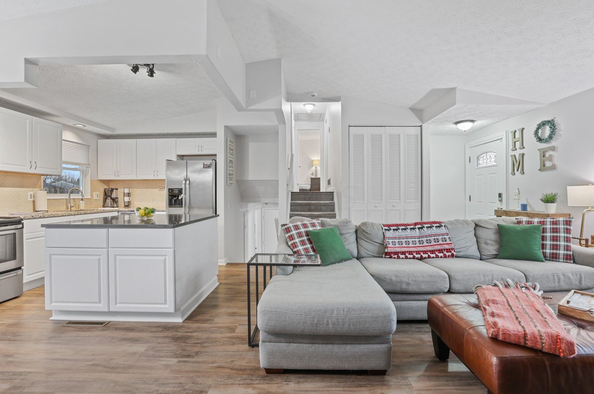 6392 Thrasher Loop, Westerville OH  43081-3730 exterior