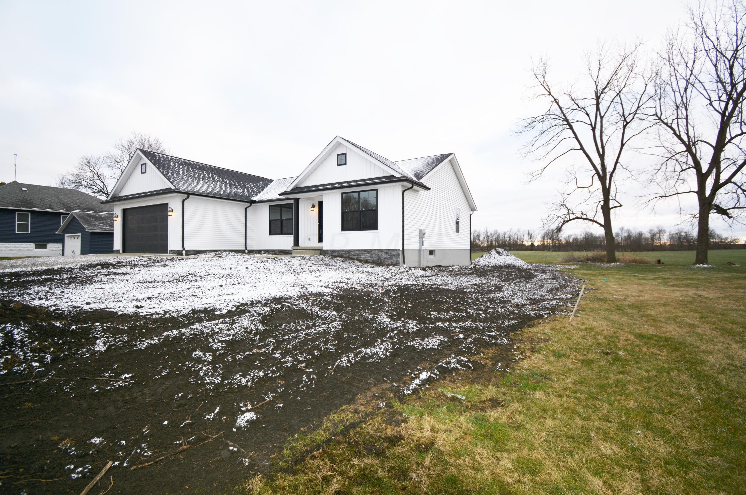 315 Oak St, Centerburg, OH 43011