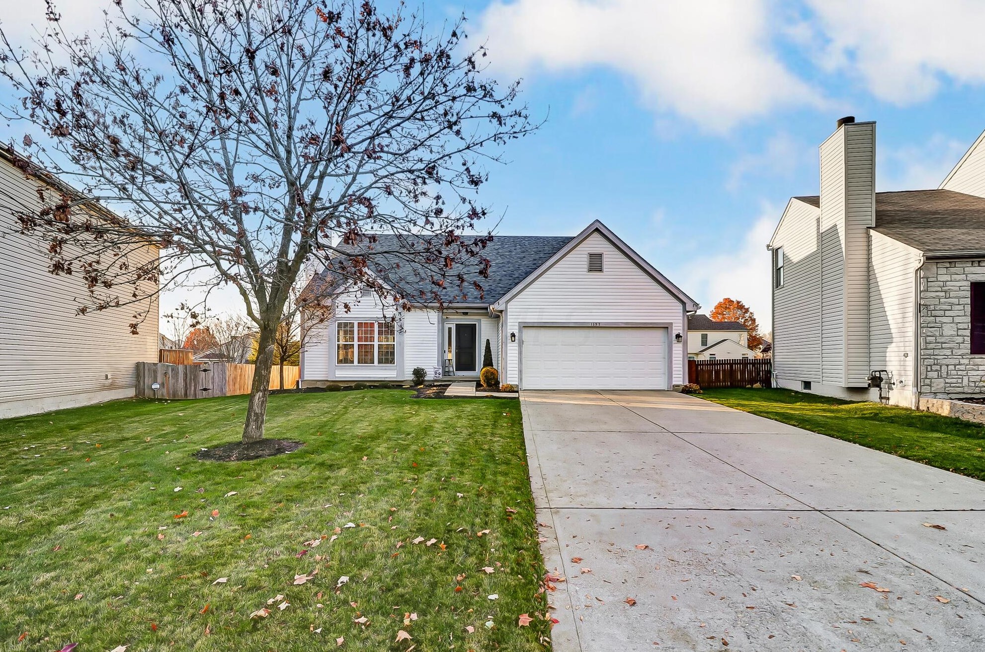1153 Harley Run Dr, Blacklick, OH 43004-9038
