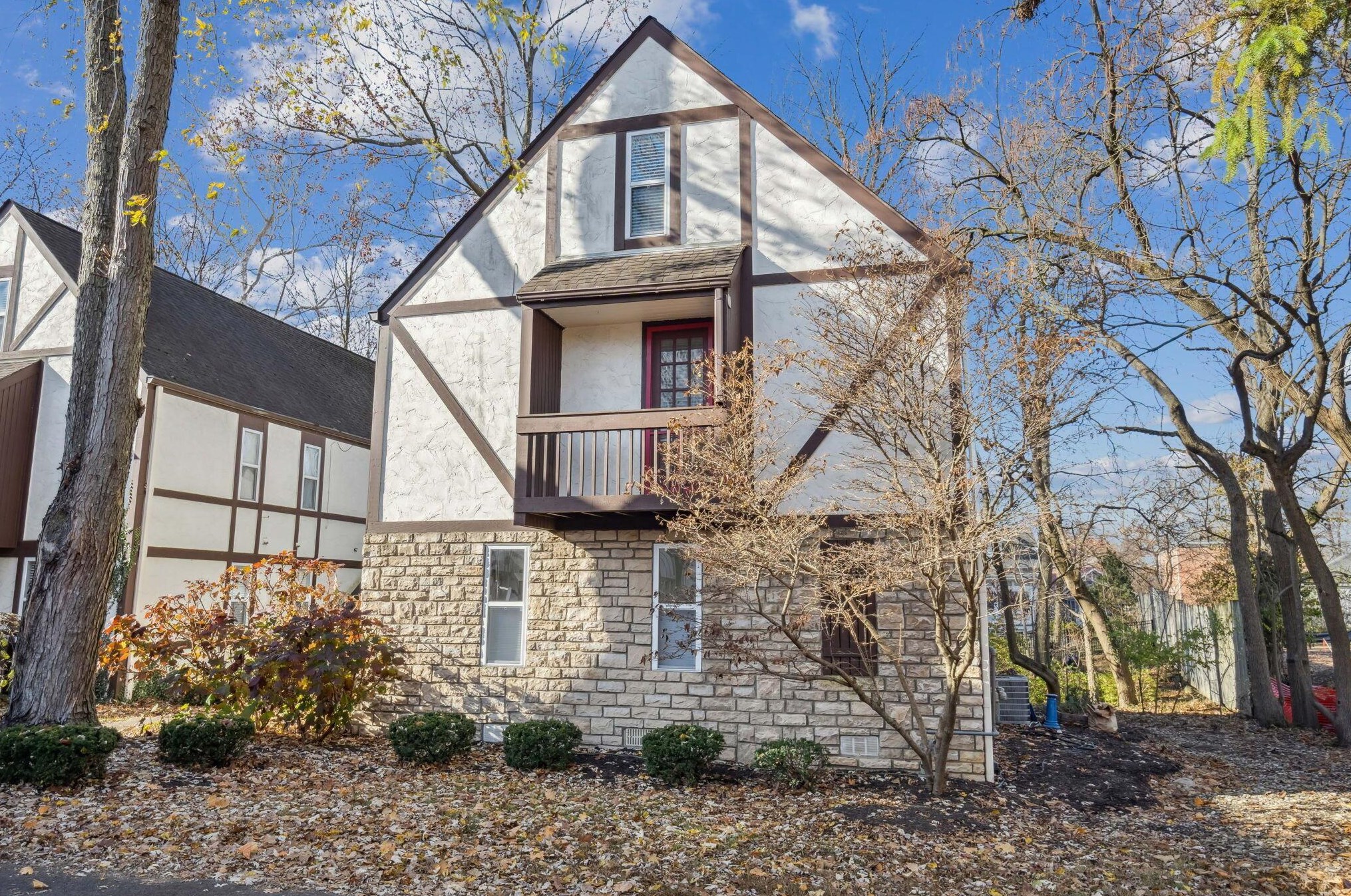 1593 Arlington Ave, Columbus, OH 43211-1513