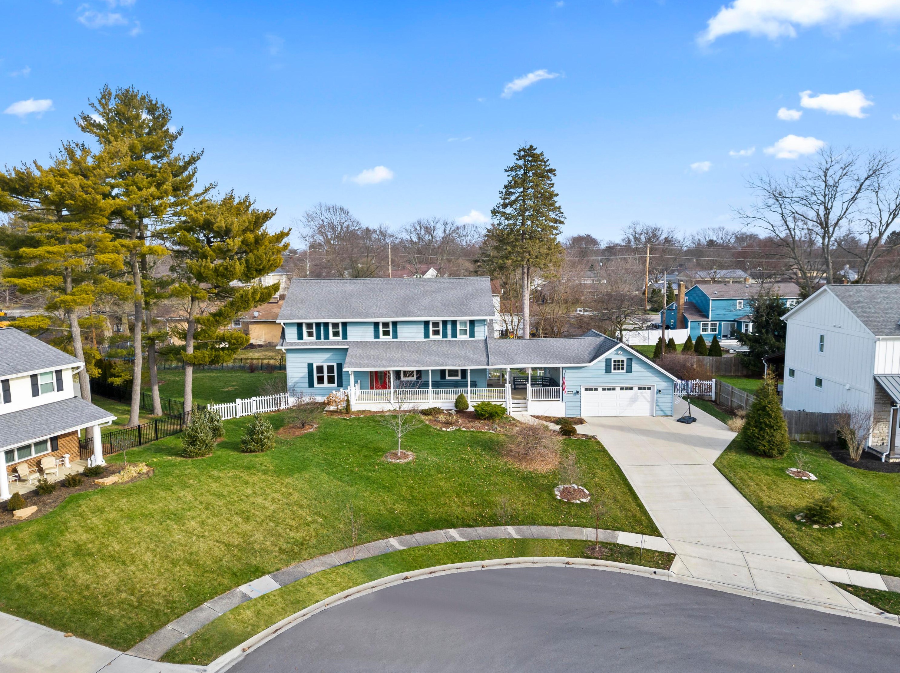 3960 Lytham Ct, Columbus, OH 43220-4848