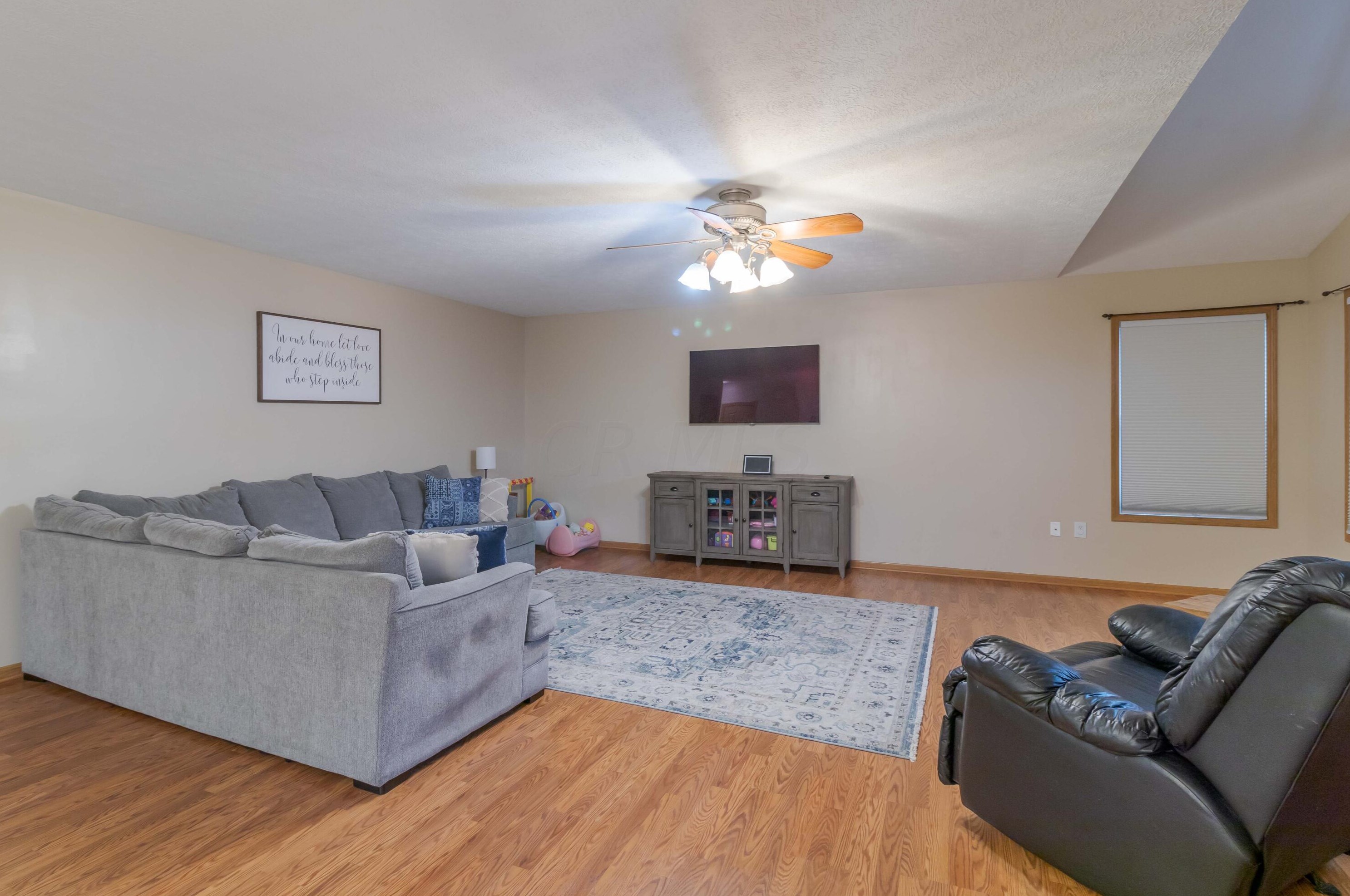 1892 Wind River Dr, Lancaster OH  43130-8017 exterior