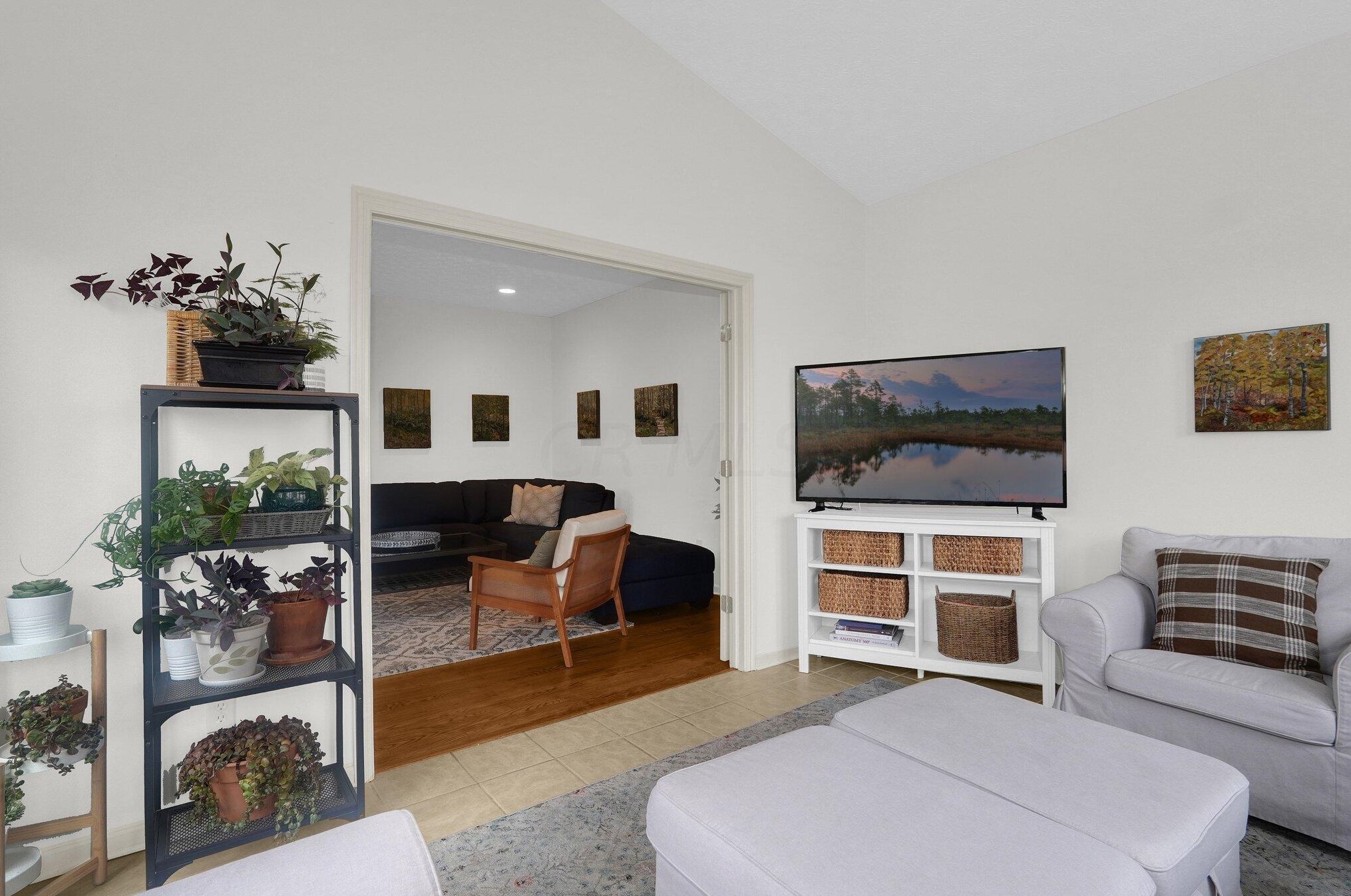 9226 Prestwick Grn Dr, Columbus OH 43240-2137 exterior