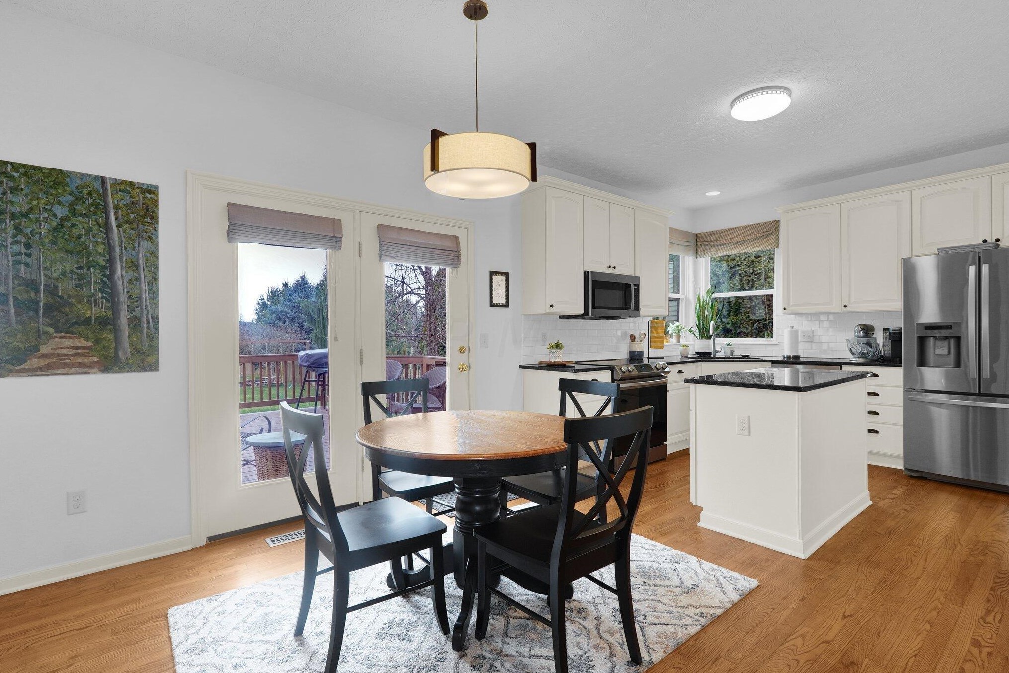 9226 Prestwick Grn Dr, Columbus OH 43240-2137 exterior