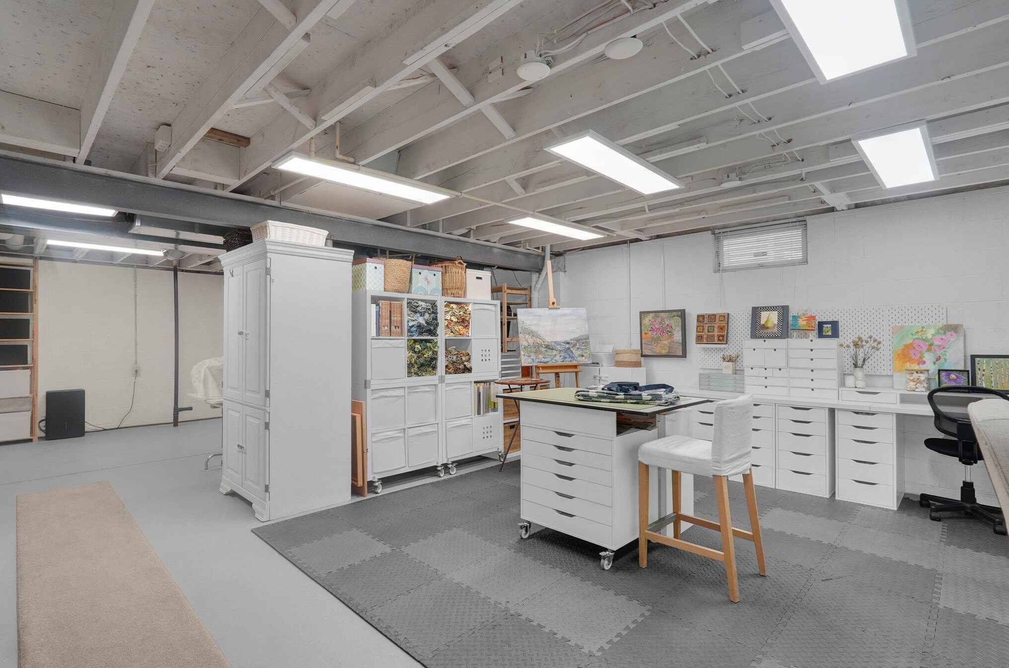 9226 Prestwick Grn Dr, Columbus OH 43240-2137 exterior