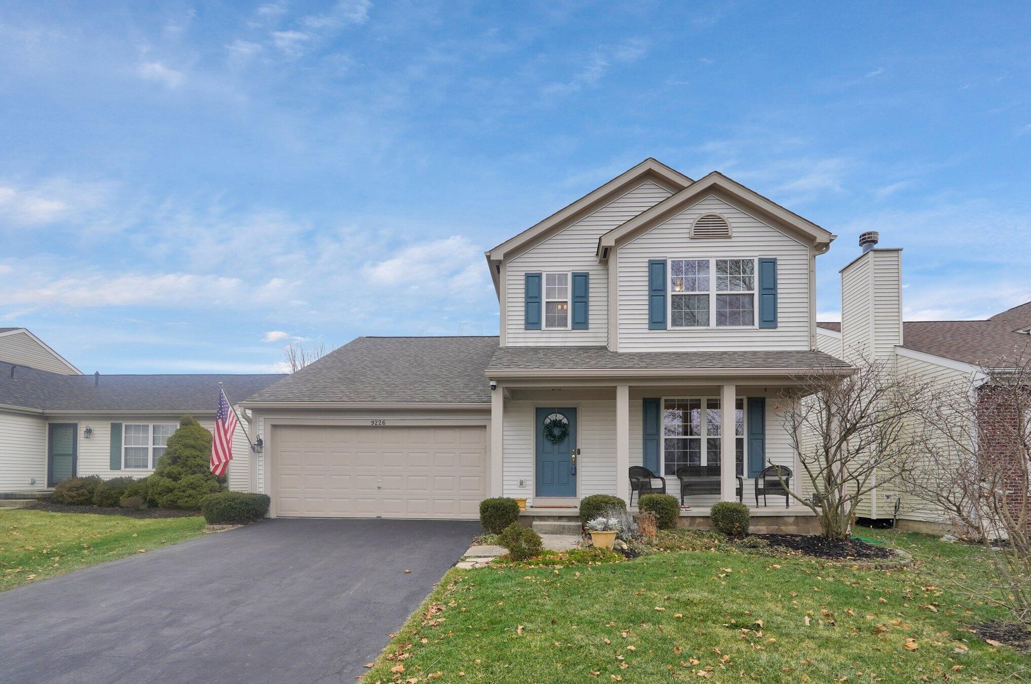 9226 Prestwick Grn Dr, Columbus OH 43240-2137 exterior