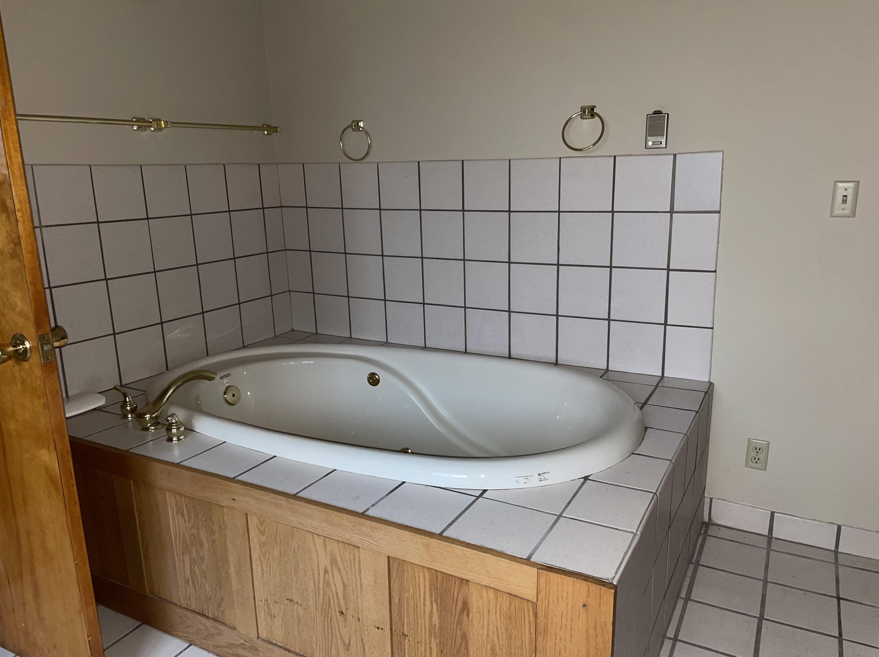 7319 Old Us 35, Washington Ch OH  43160-9215 exterior