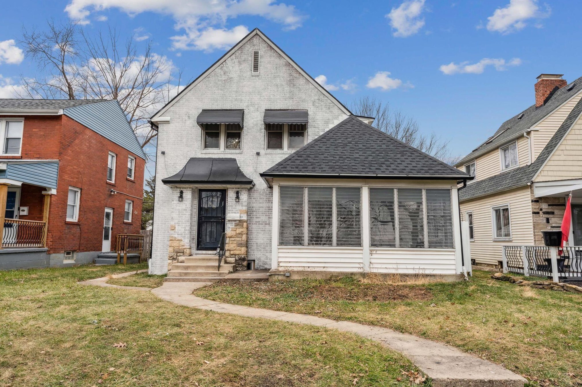 1700 Bide A Wee Park Ave, Columbus OH 43205-3039 exterior