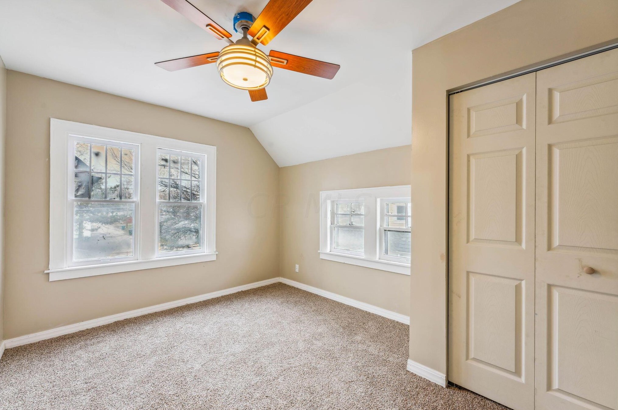 1700 Bide A Wee Park Ave, Columbus OH 43205-3039 exterior