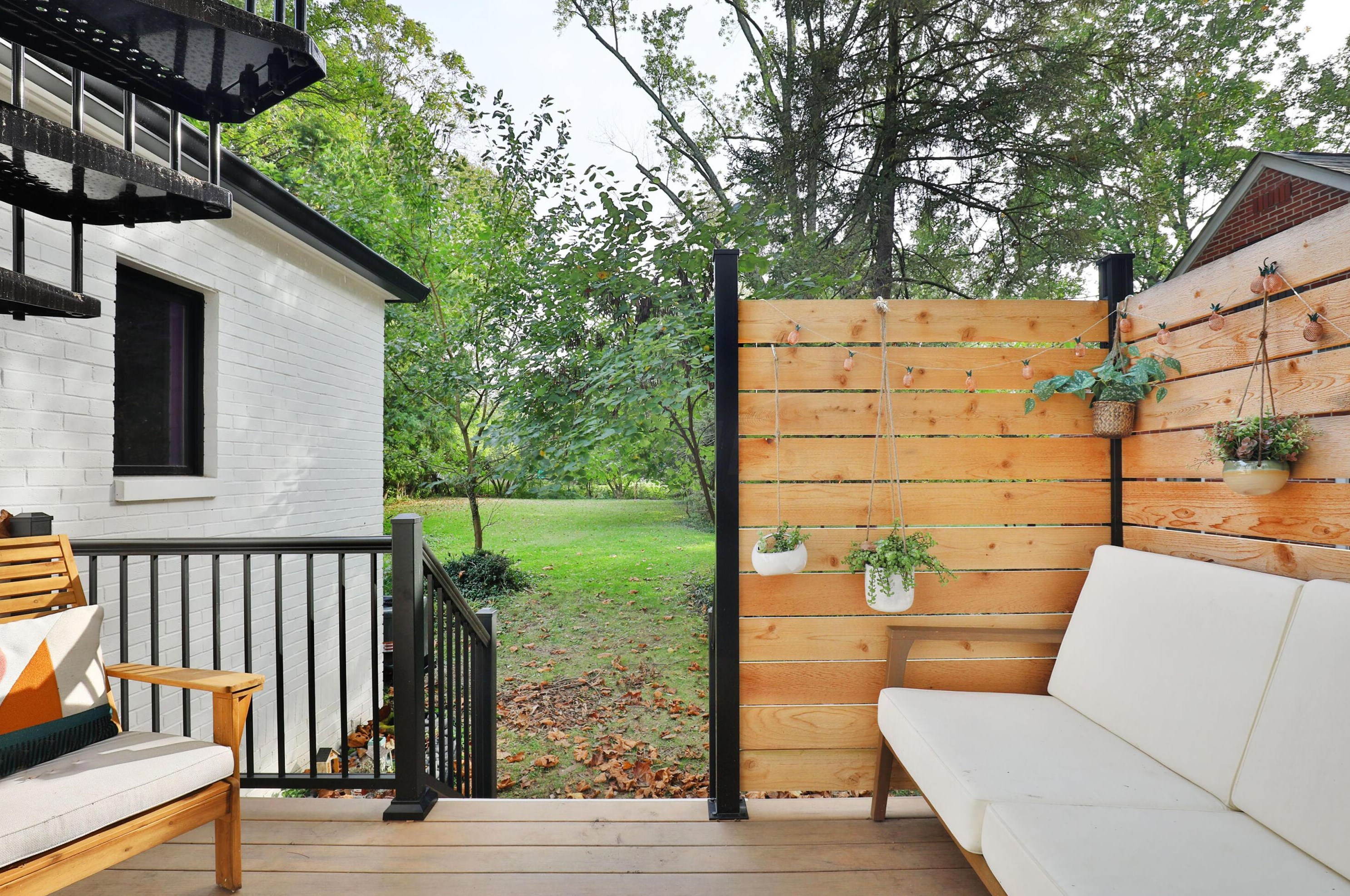 217 Canyon Dr, Columbus OH  43214-3105 exterior