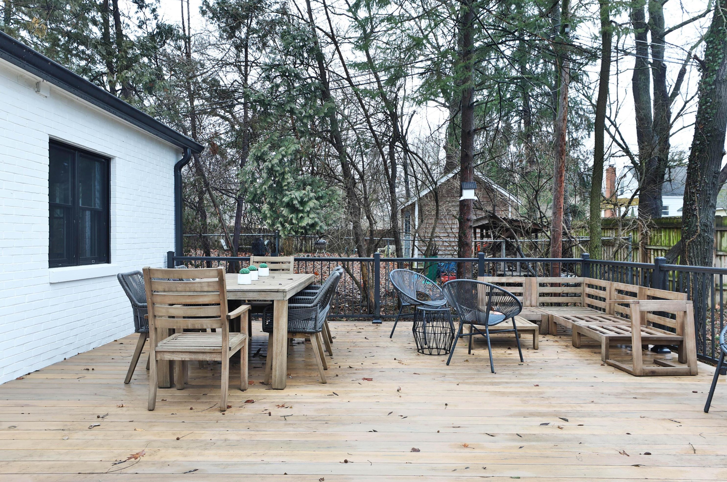 217 Canyon Dr, Columbus OH  43214-3105 exterior