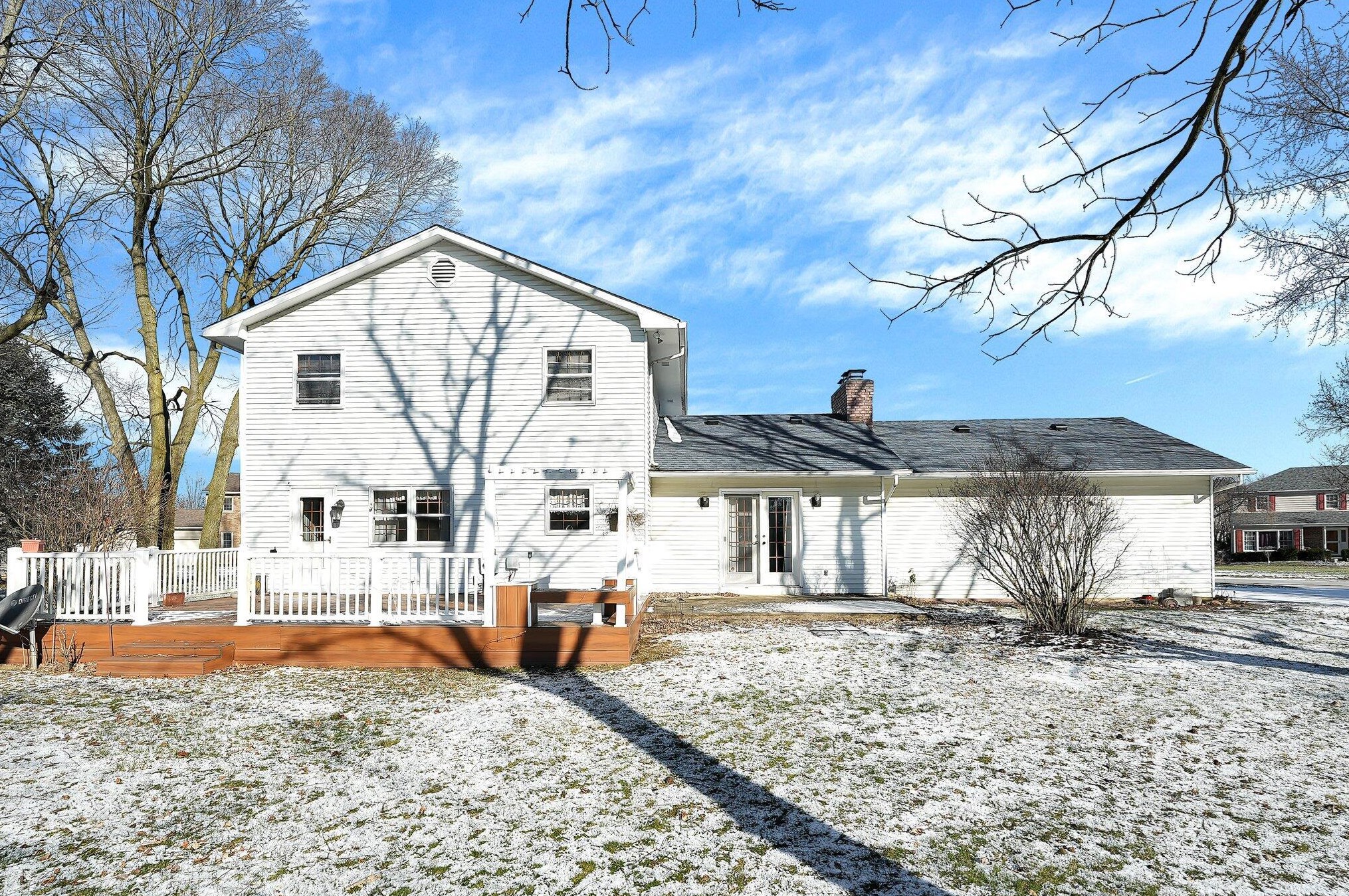 1261 Youngland Dr, Columbus OH 43228-9599 exterior