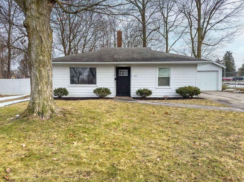 637 Carson St, Urbana, OH 43078