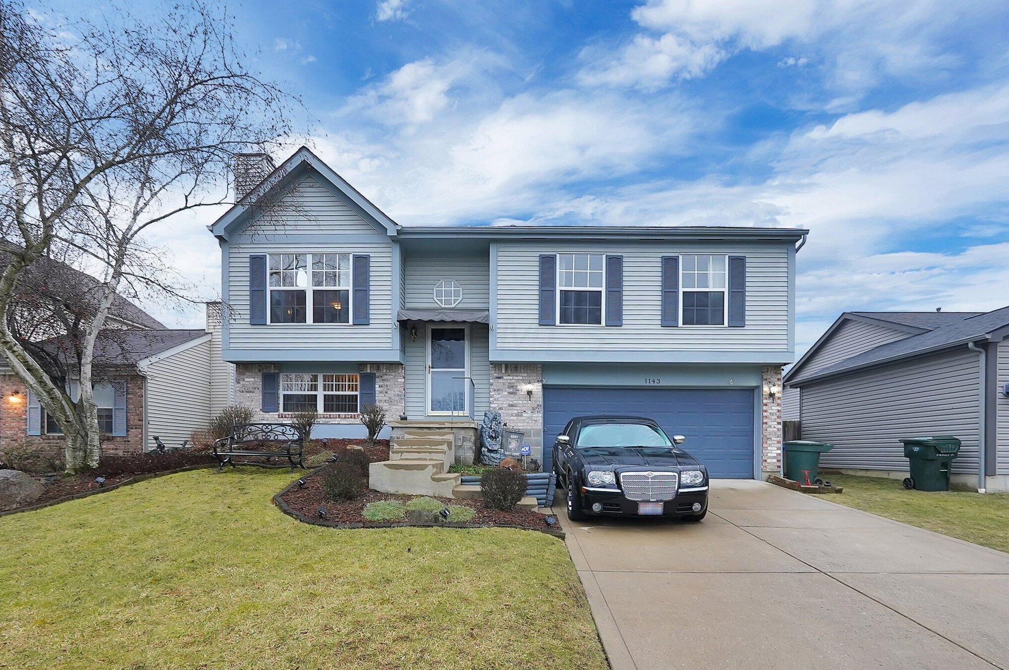 1143 Pinnacle Dr, Columbus, OH 43204-4716