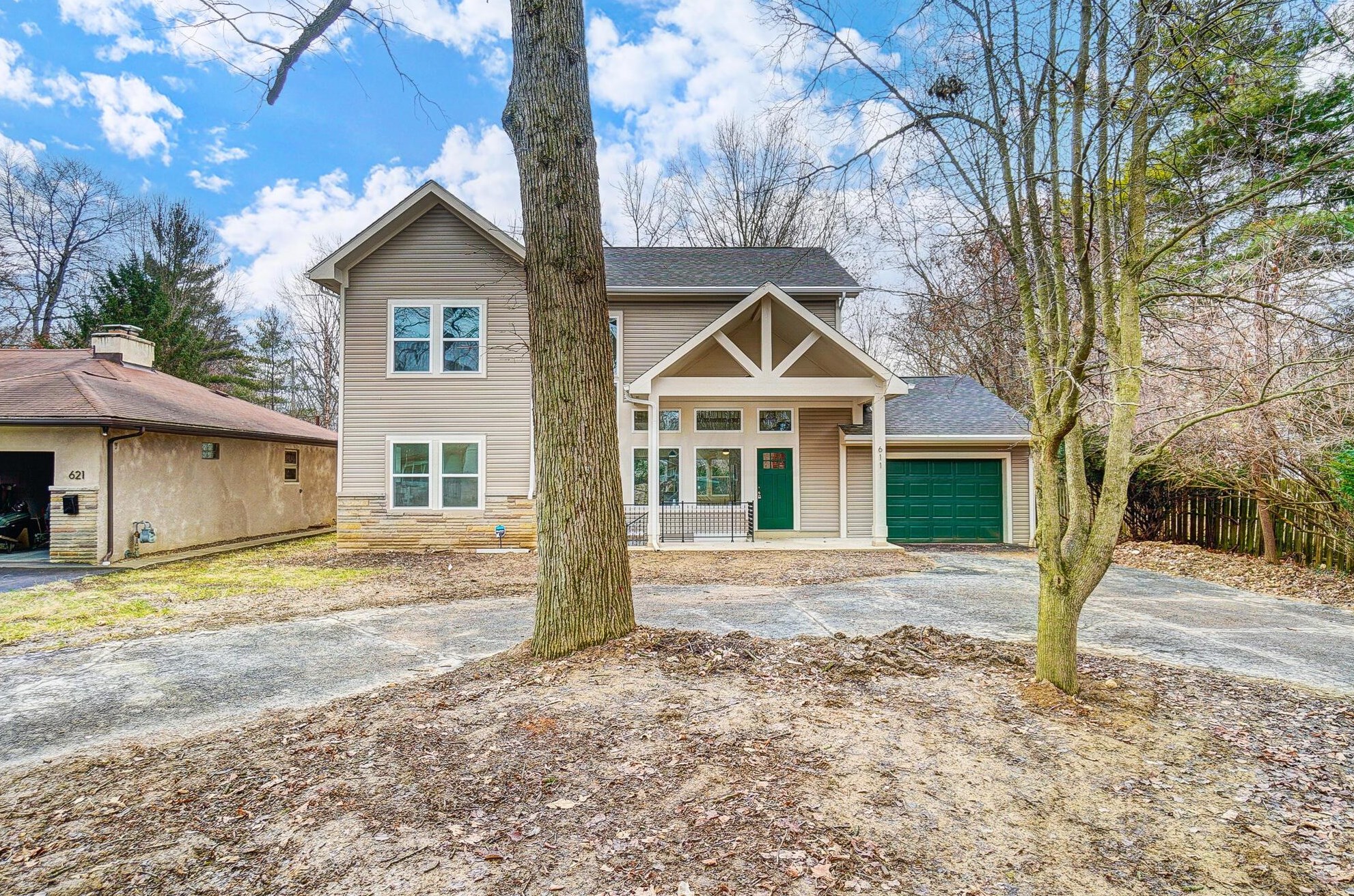 611 Yaronia Dr, Columbus, OH 43214-3139