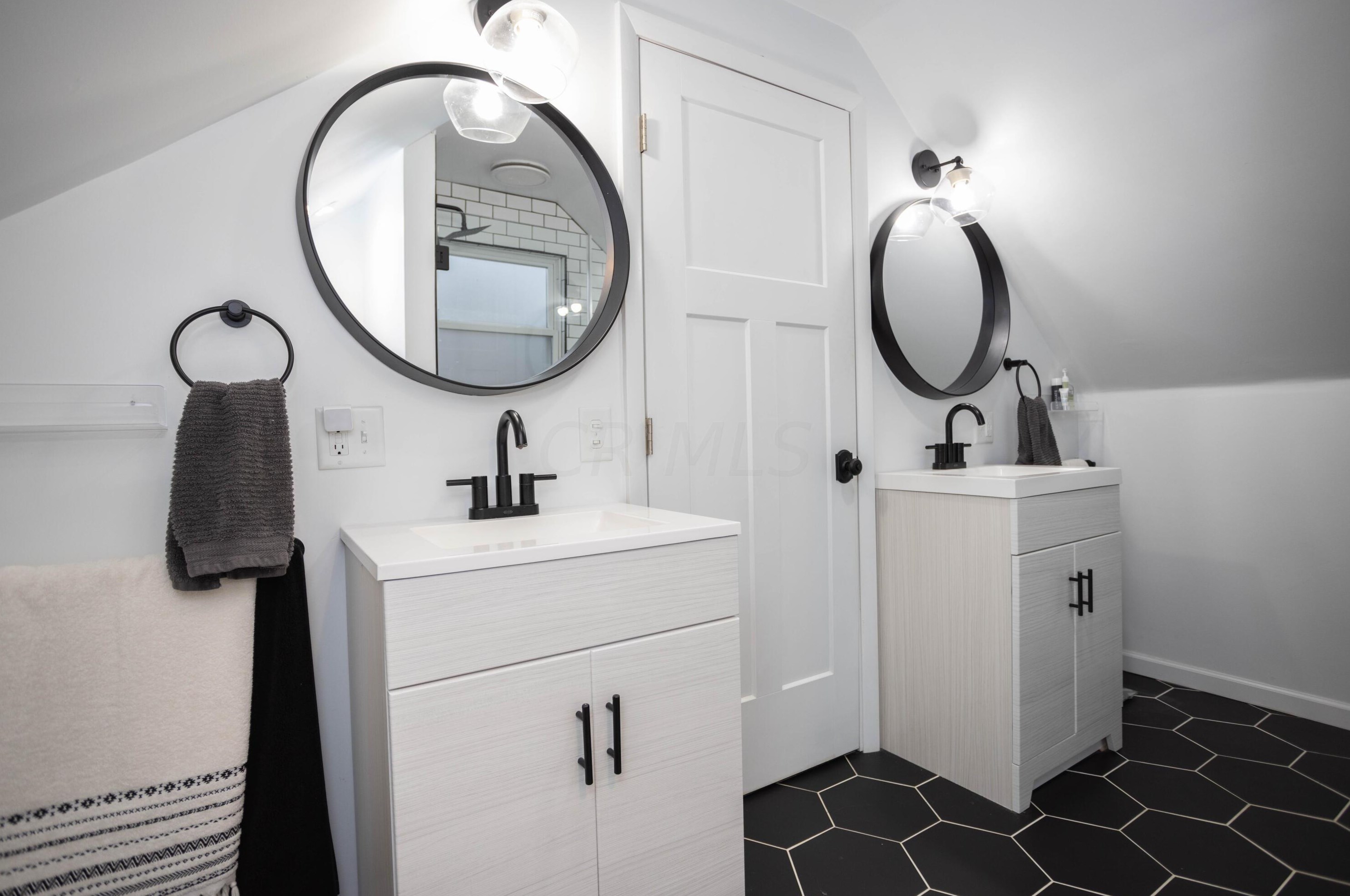 720 Dominion Blvd, Columbus OH  43214-2277 exterior