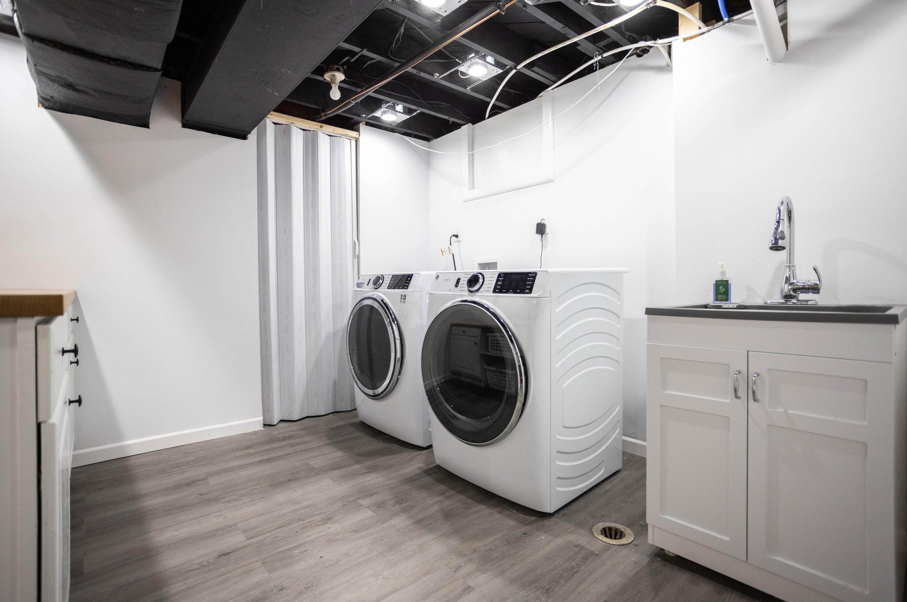 720 Dominion Blvd, Columbus OH  43214-2277 exterior