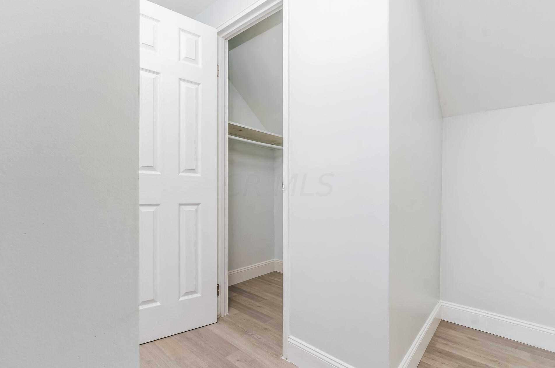 4963 Dimson Dr, Columbus OH  43213-2413 exterior