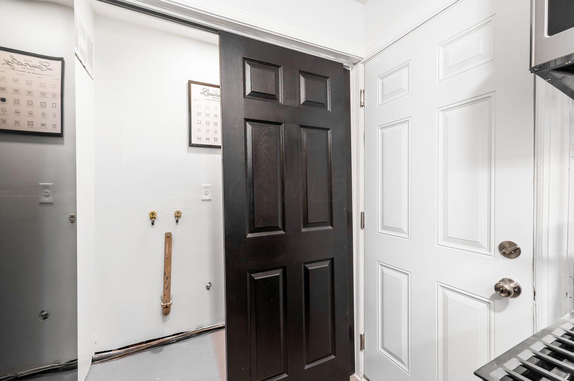 4963 Dimson Dr, Columbus OH  43213-2413 exterior