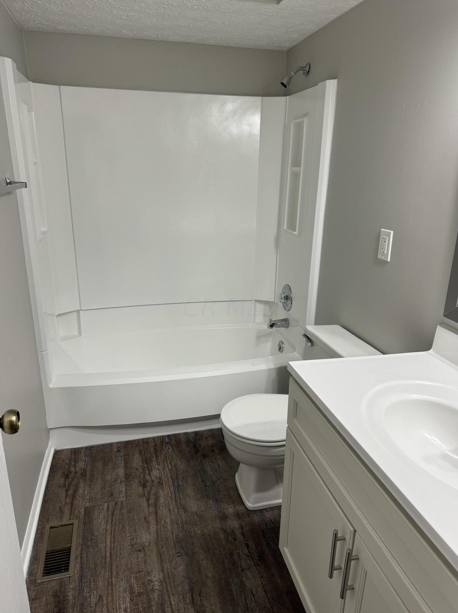 7760 Hansgrove Ct, Dublin OH  43016-9263 exterior