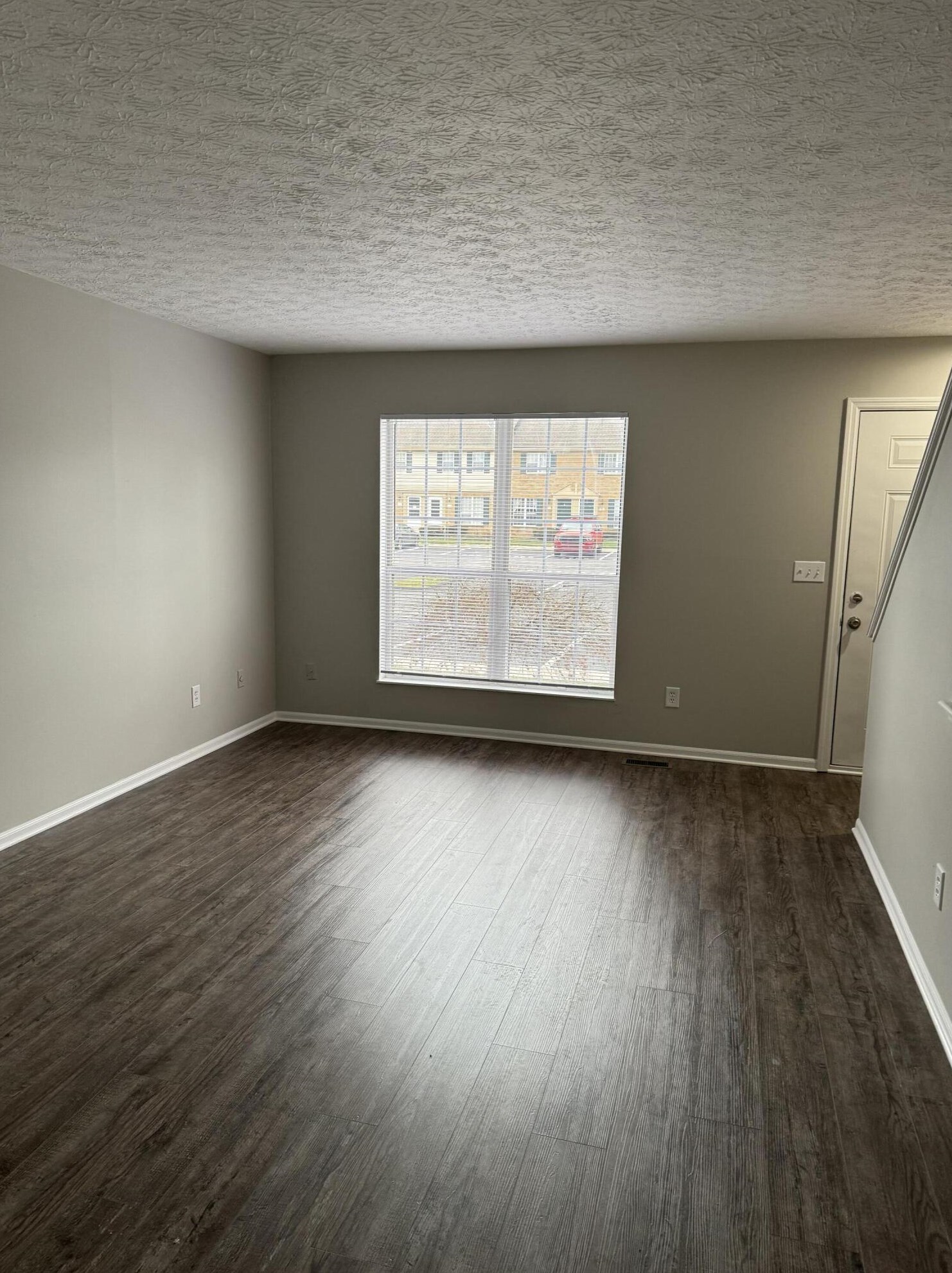 7760 Hansgrove Ct, Dublin OH  43016-9263 exterior