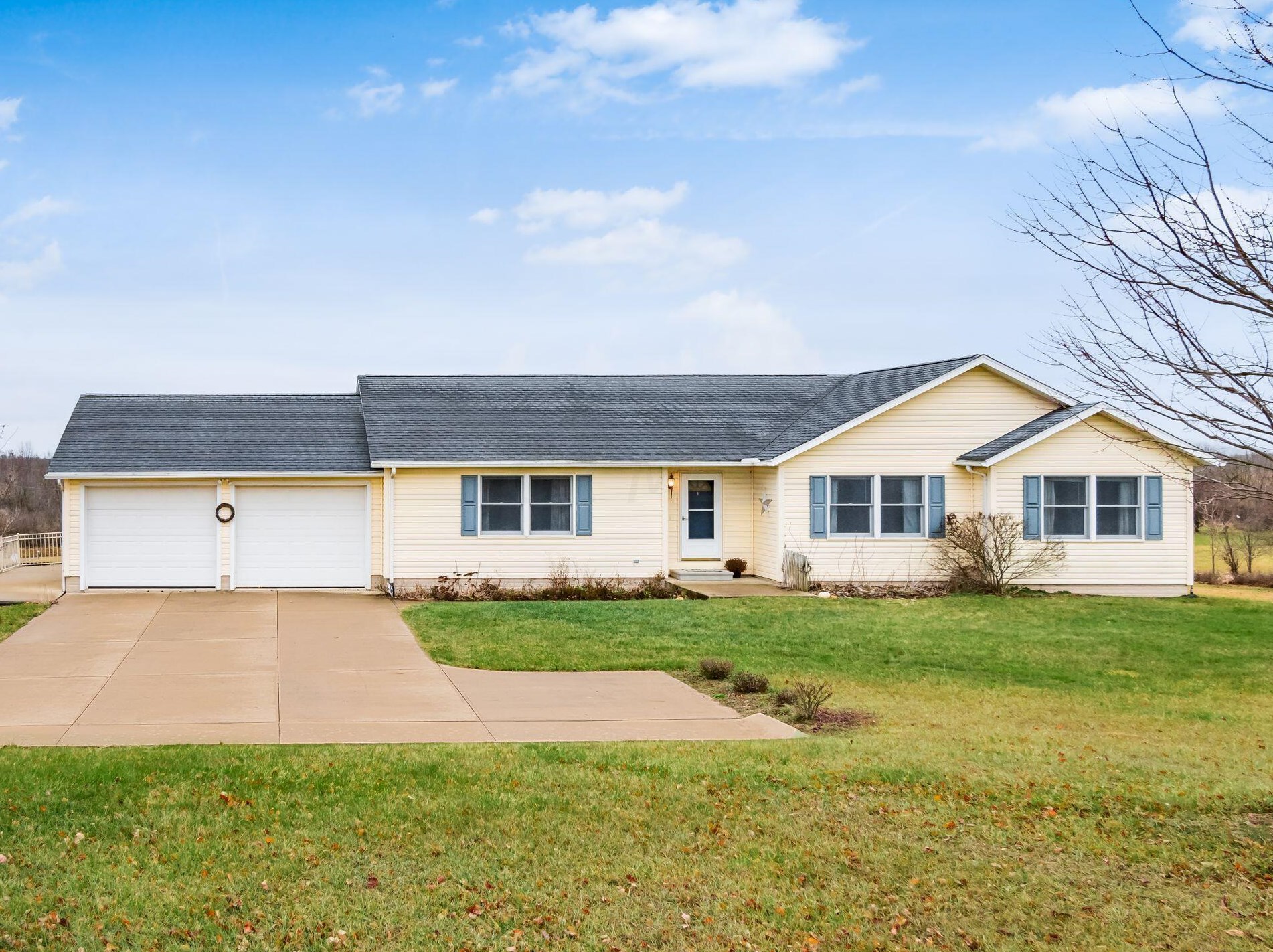 11841 Airport Rd, Mount Vernon, OH 43050