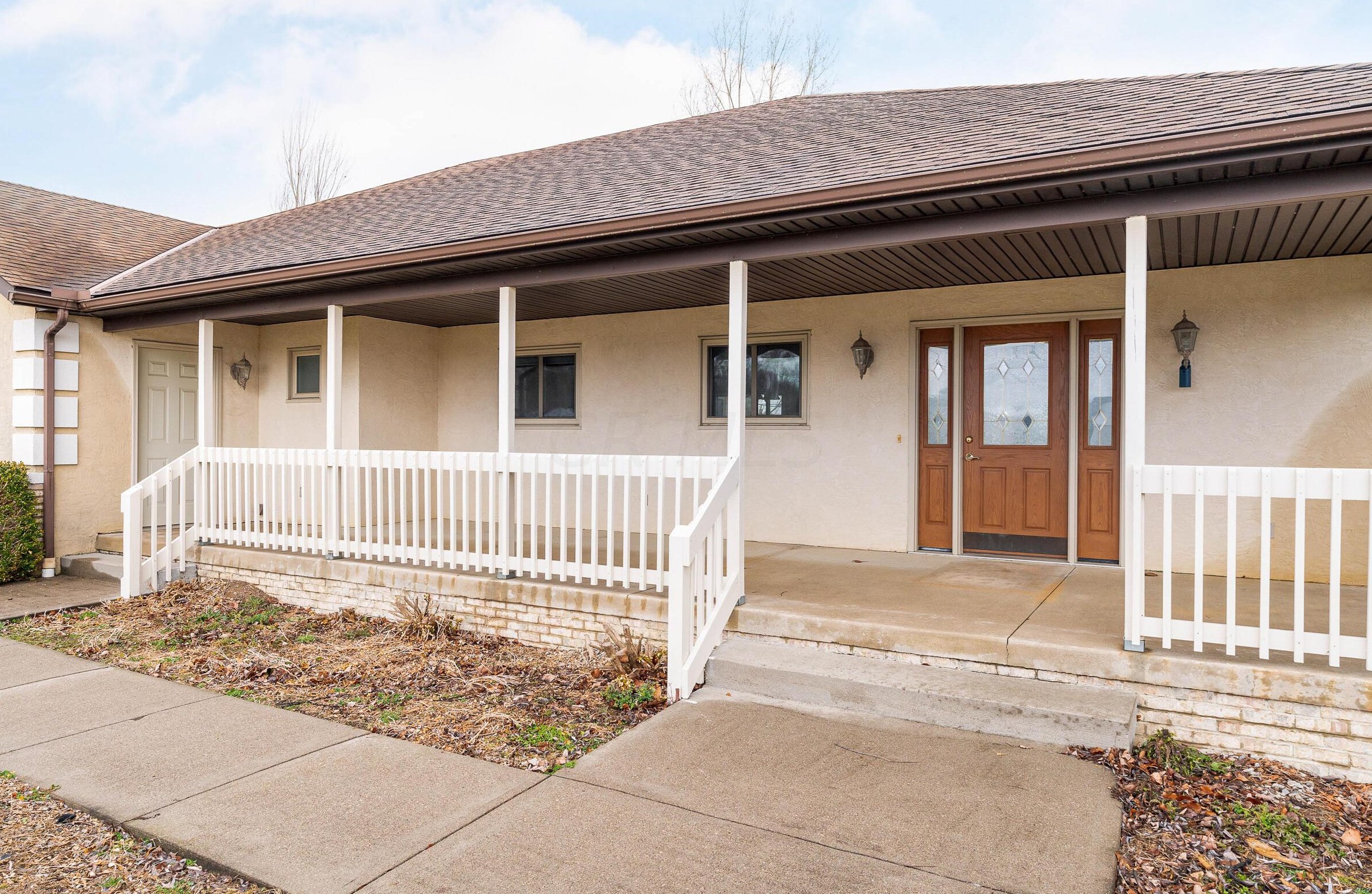 15875 Needles Rd, Johnstown, OH 43031