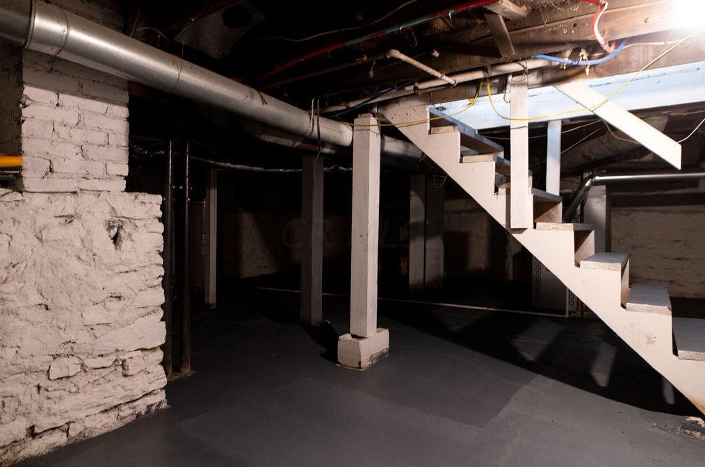 28 Wheatland Ave, Columbus OH  43204-3266 exterior