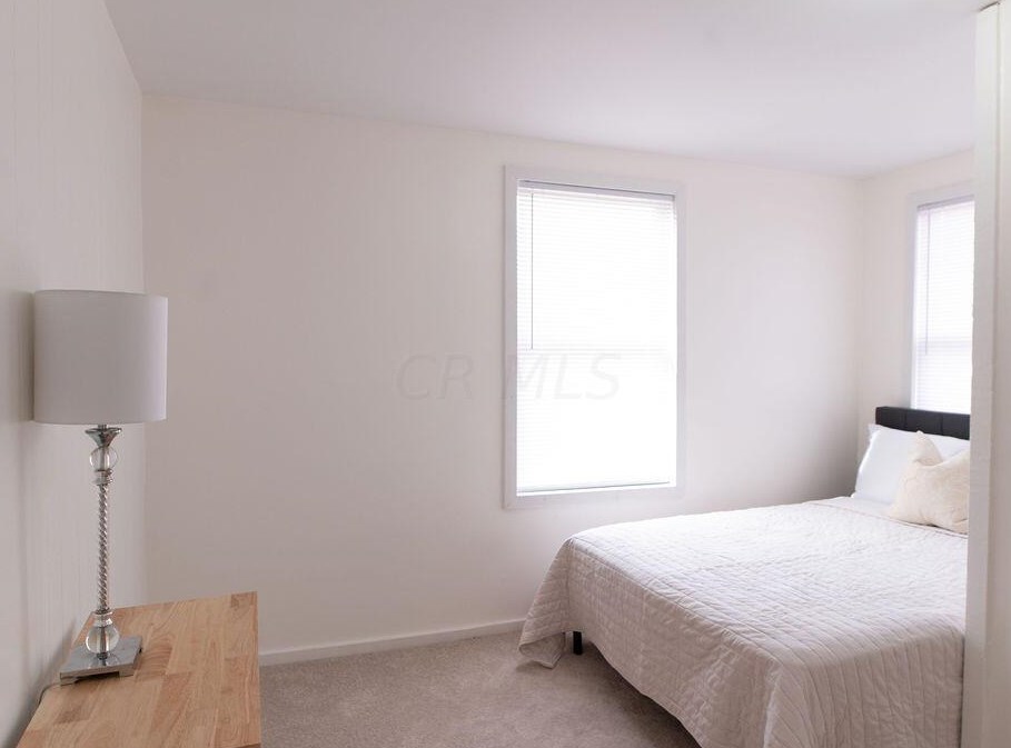 28 Wheatland Ave, Columbus OH  43204-3266 exterior