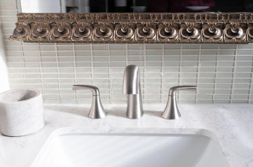 28 Wheatland Ave, Columbus OH  43204-3266 exterior