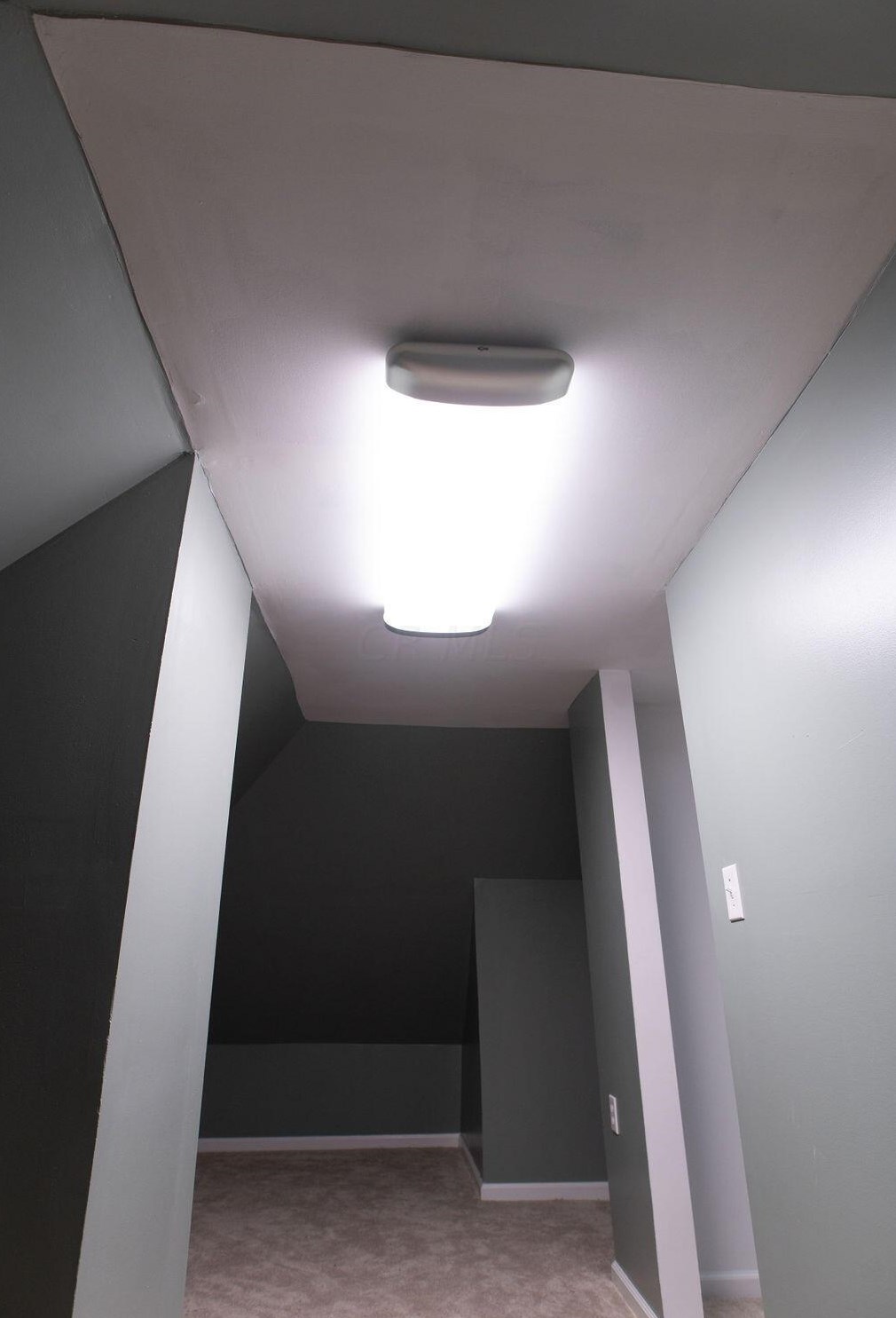 28 Wheatland Ave, Columbus OH  43204-3266 exterior