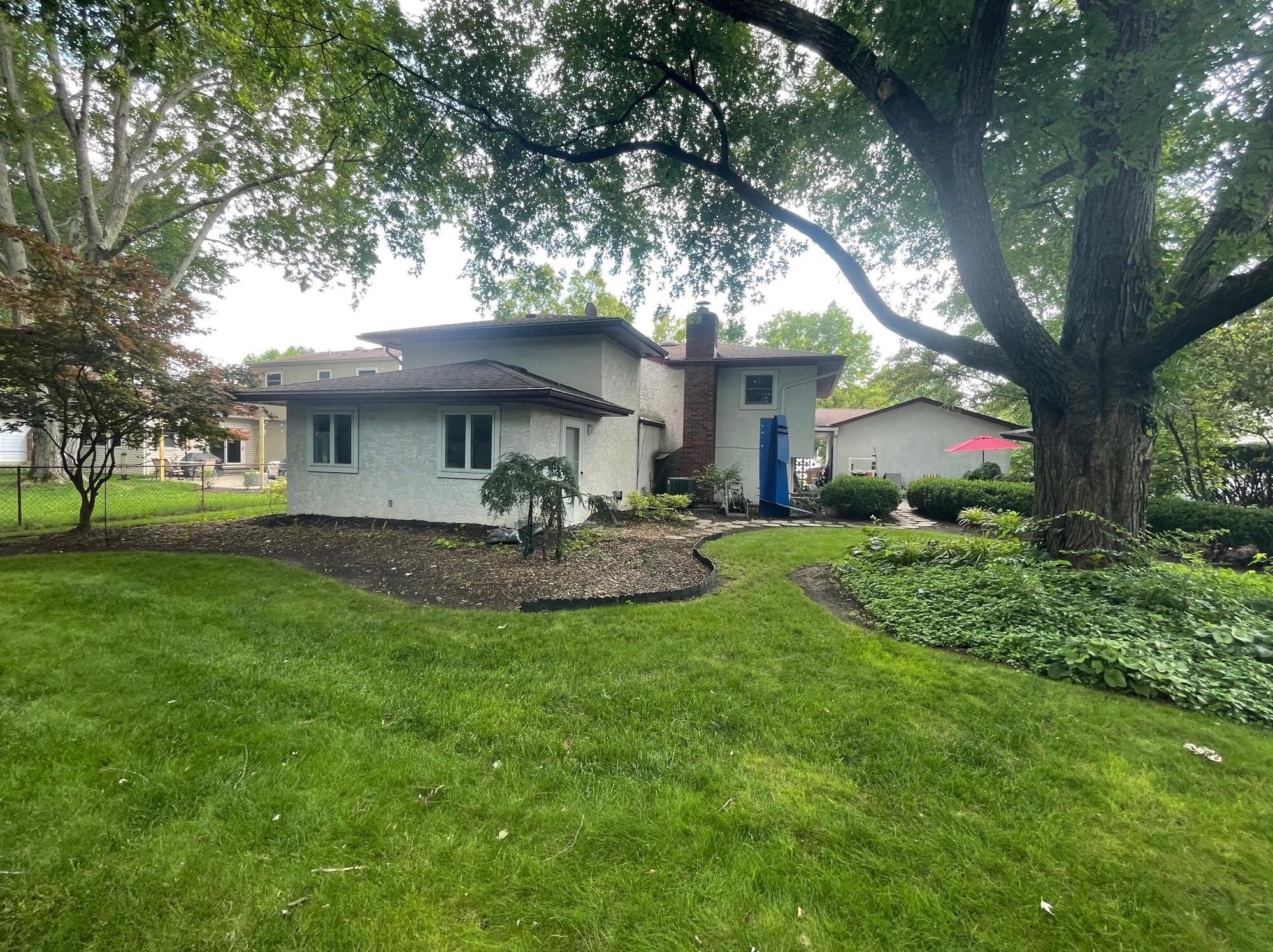 142 Heischman Ave, Sharon Township, OH 43085
