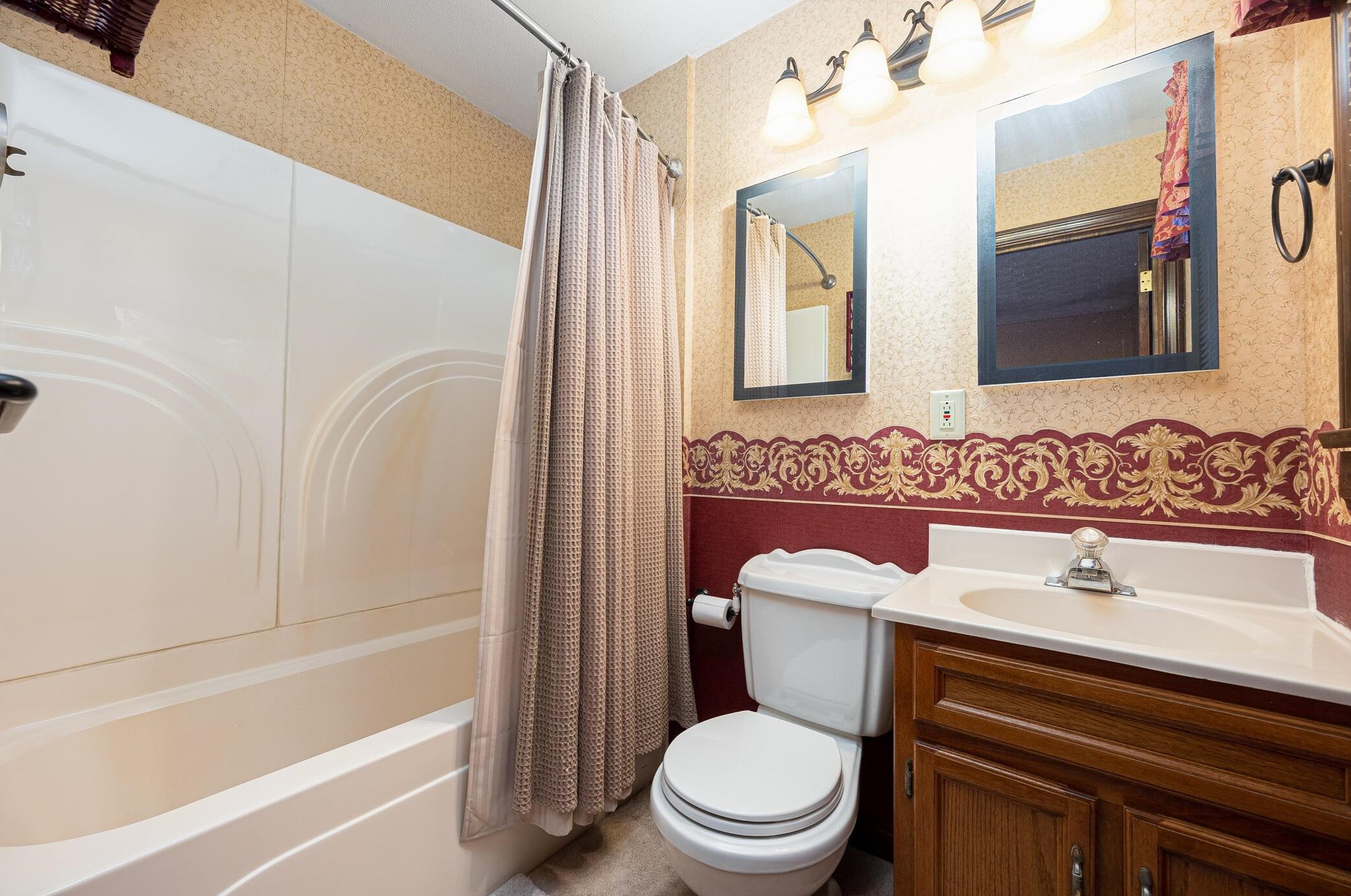 2905 Scenic Dr, Marion OH  43302-8386 exterior